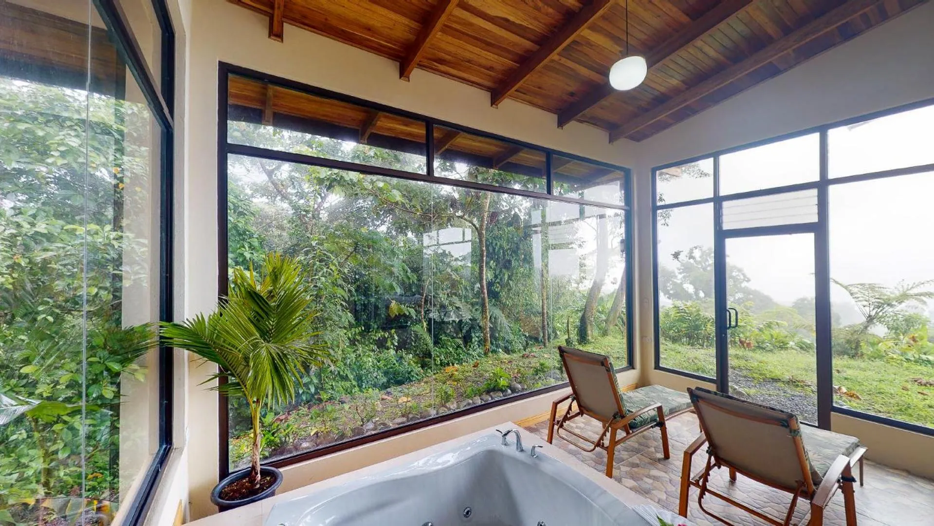 Garden in Hotel Arenal Lodge