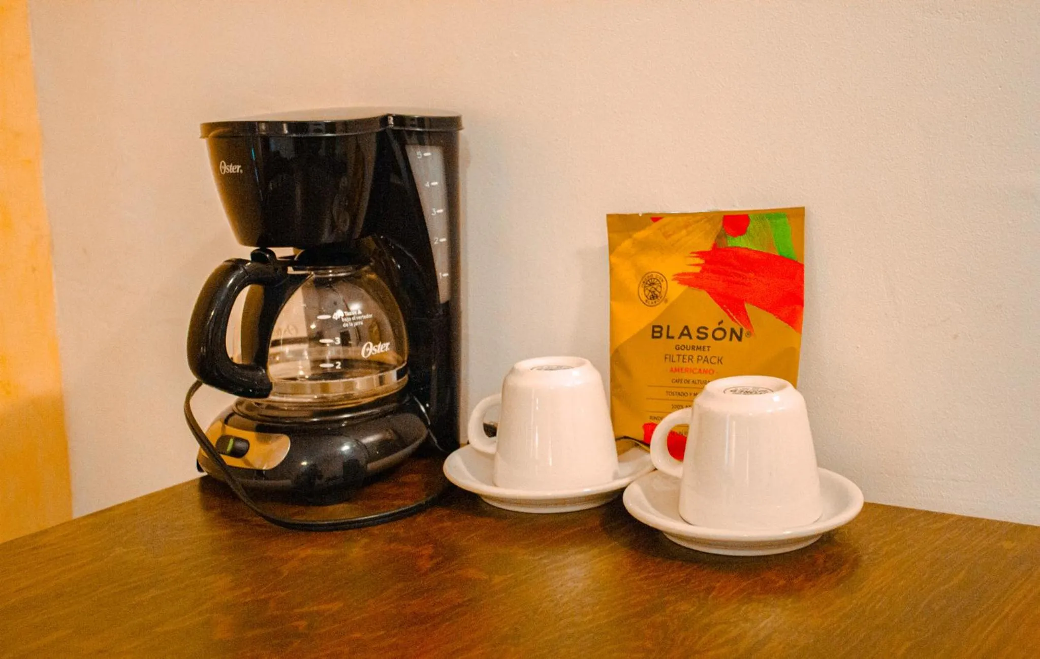 Coffee/tea facilities in Hotel Oaxaca Real