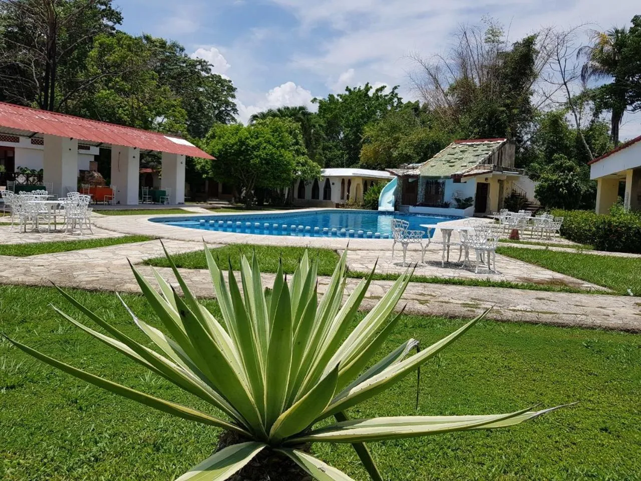 Swimming pool in Hotel Villas Kin Ha