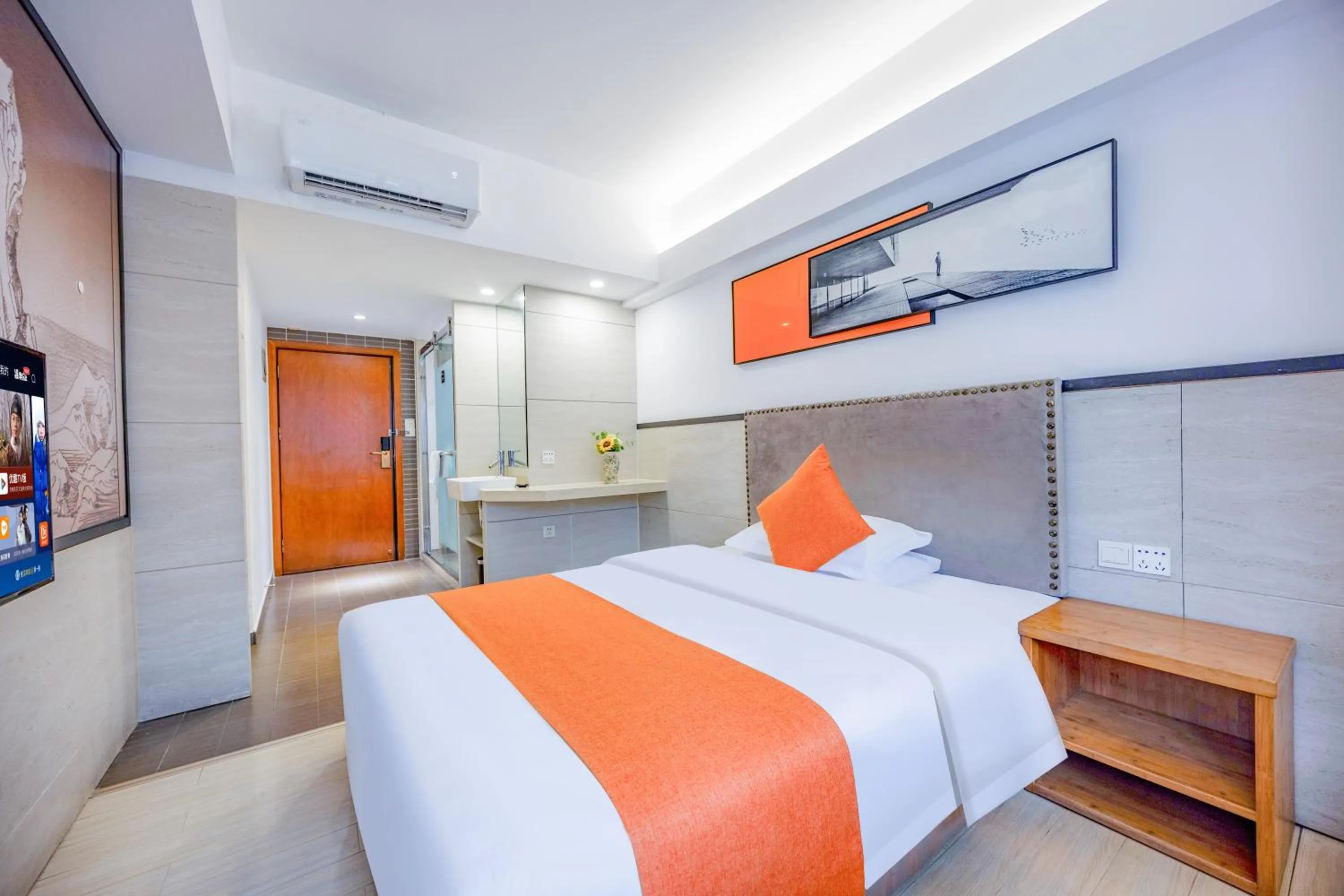 bunk bed, Bed in Guangzhou Timmy Hotel