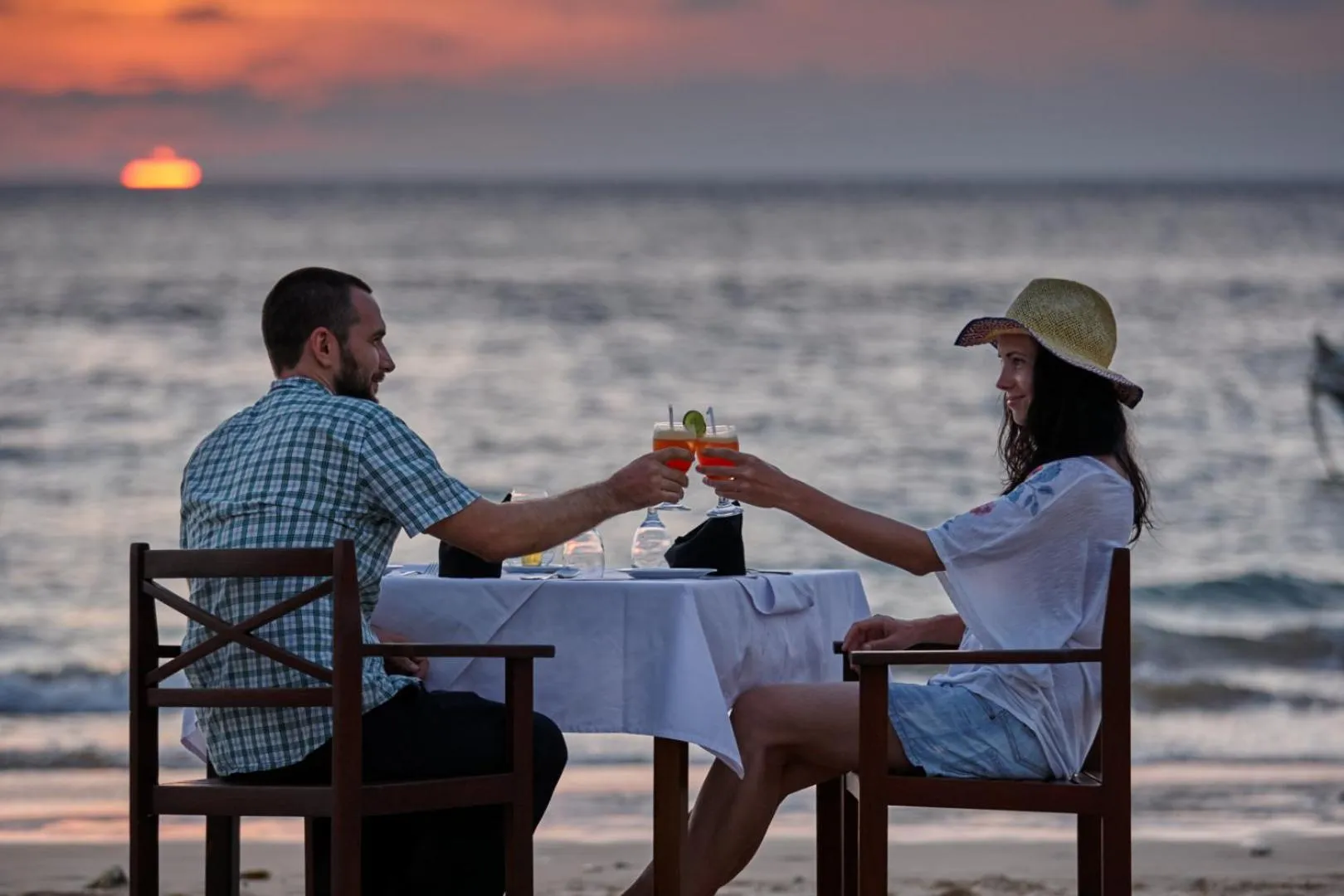 Sunset in Coral Sands Hotel
