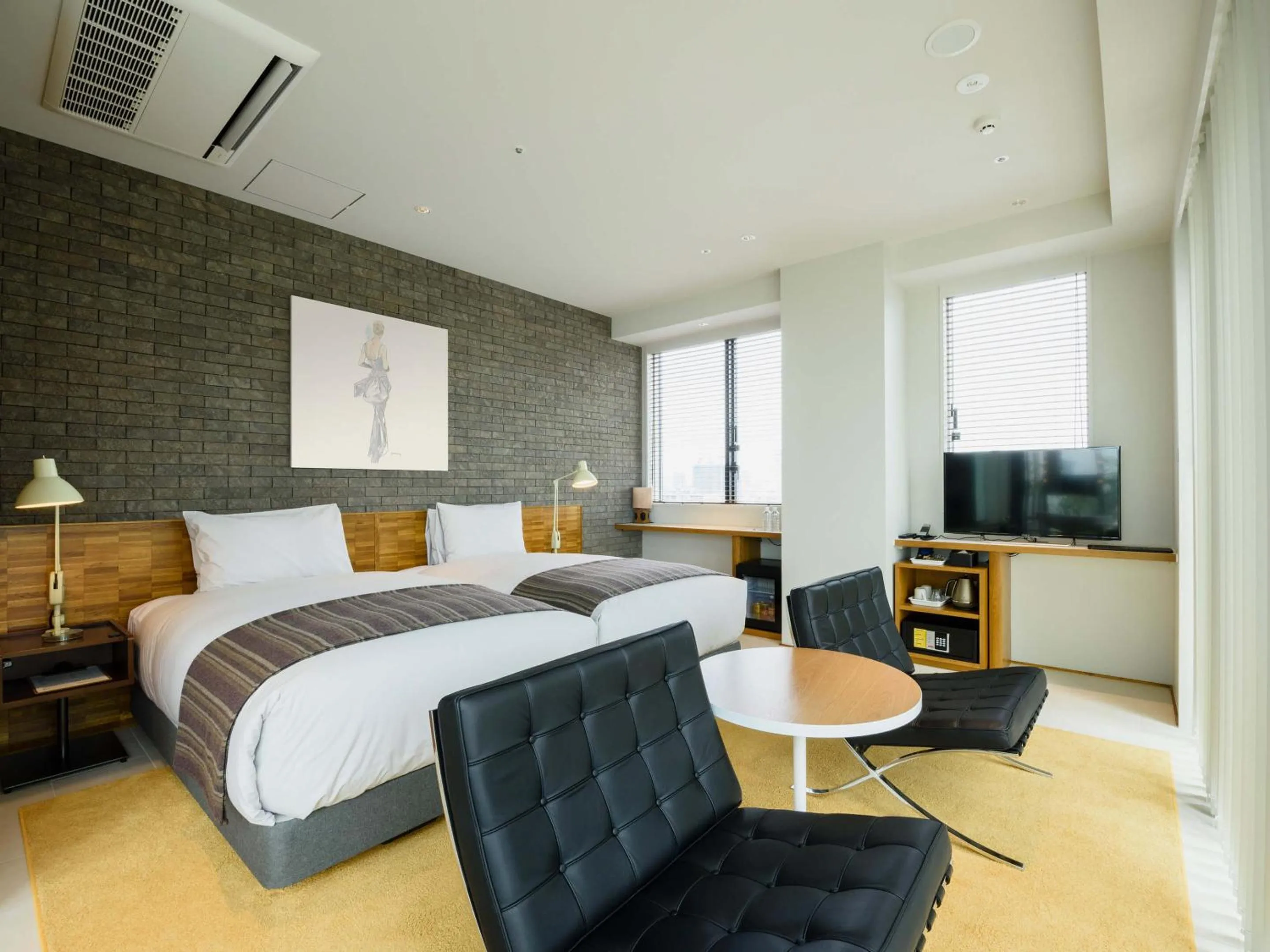 Photo of the whole room, Bed in Ebisuholic Hotel