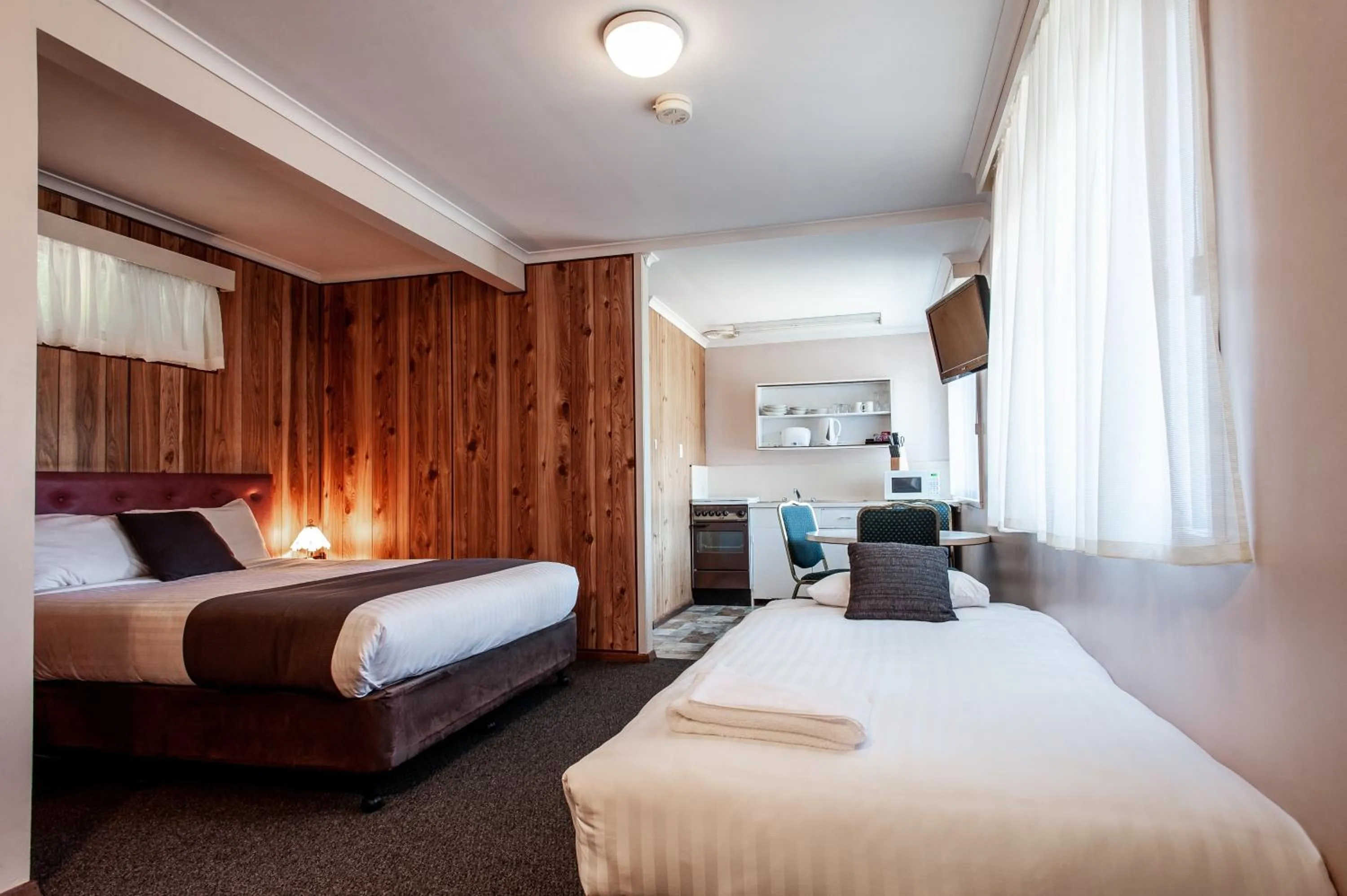 Photo of the whole room, Bed in Silver Hills Motel