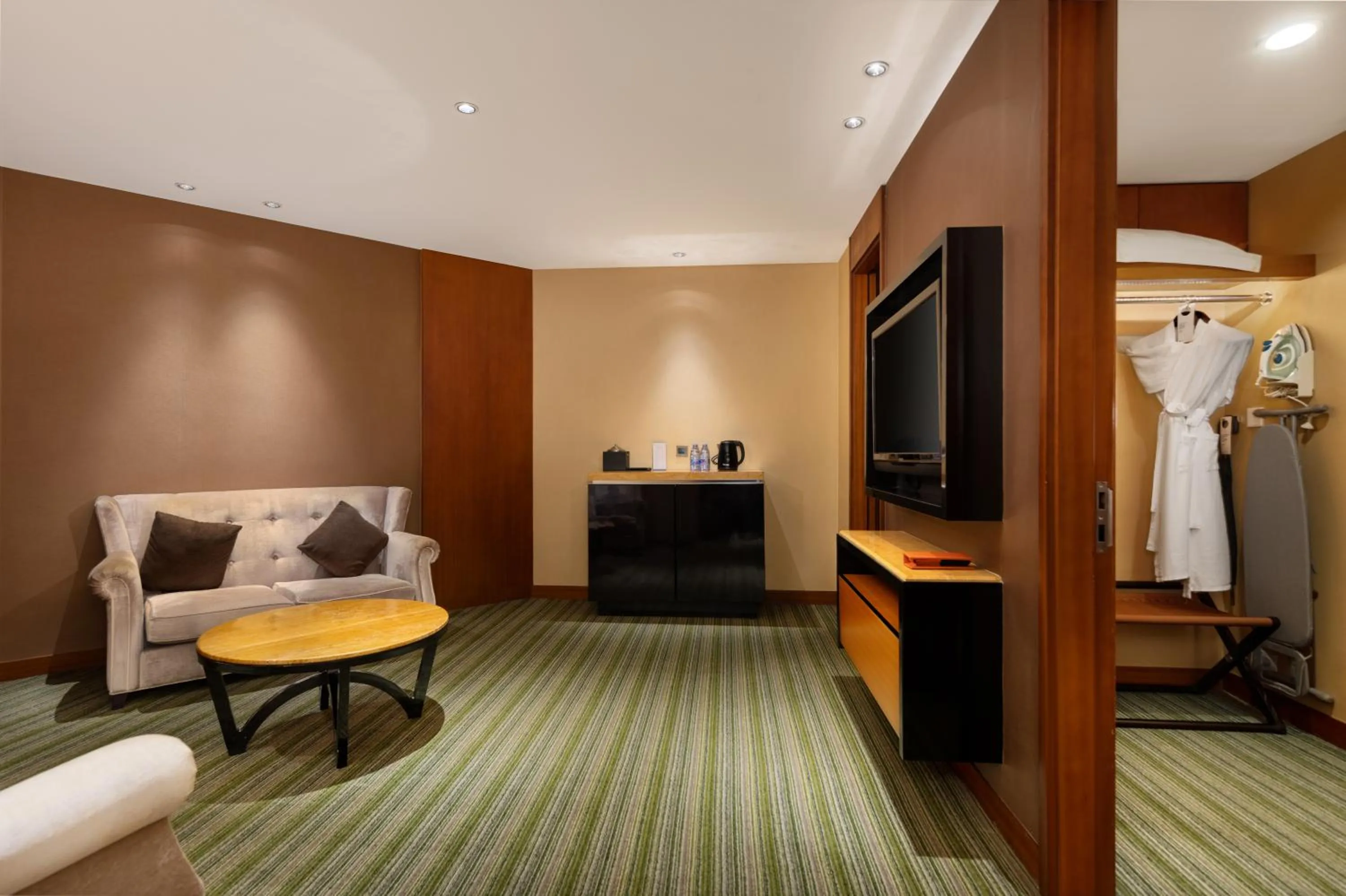 Living room in Pullman Dongguan Changan