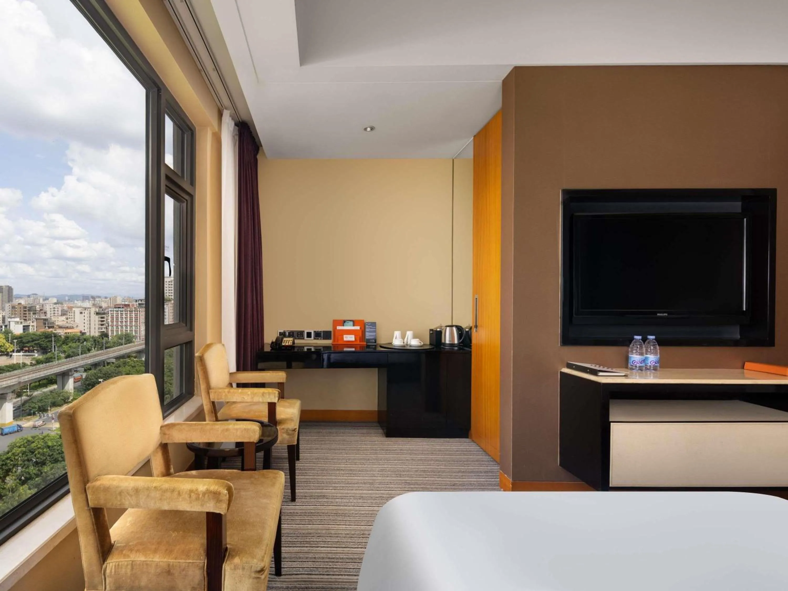 Bedroom in Pullman Dongguan Changan