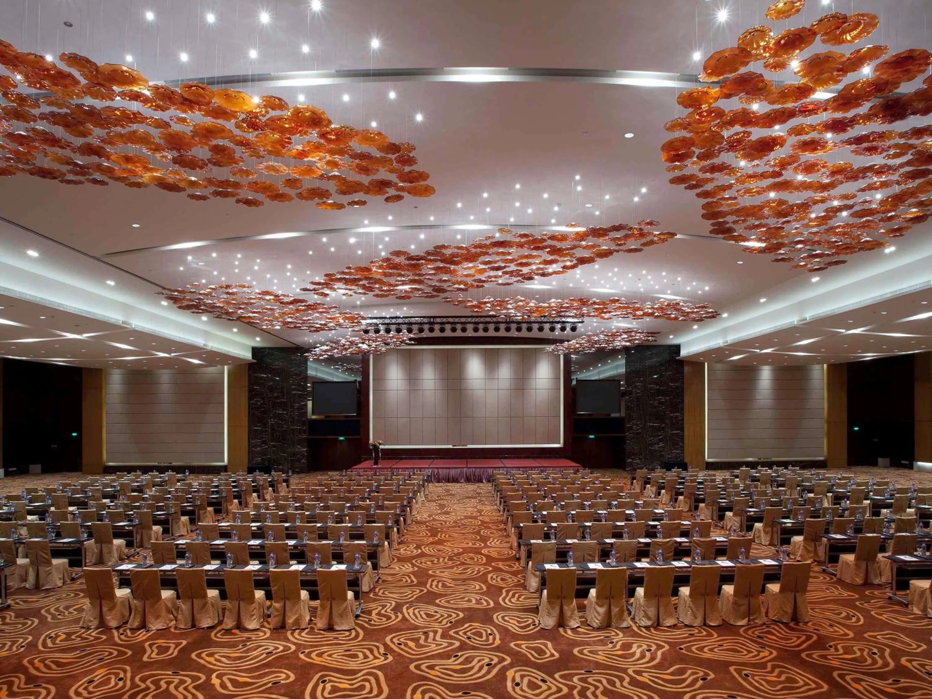 Meeting/conference room in Pullman Dongguan Changan