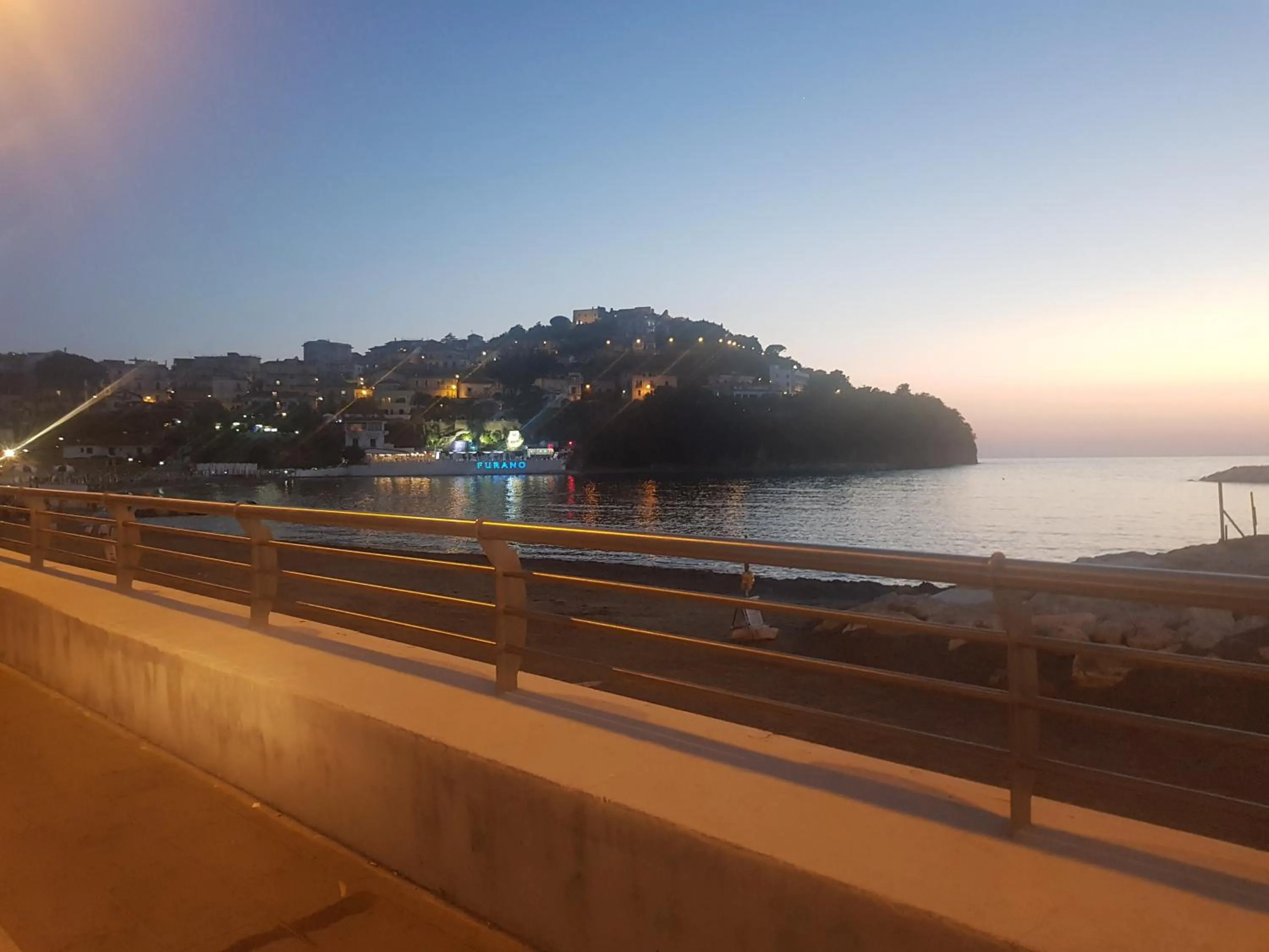 Beach in 100 passi dal mare