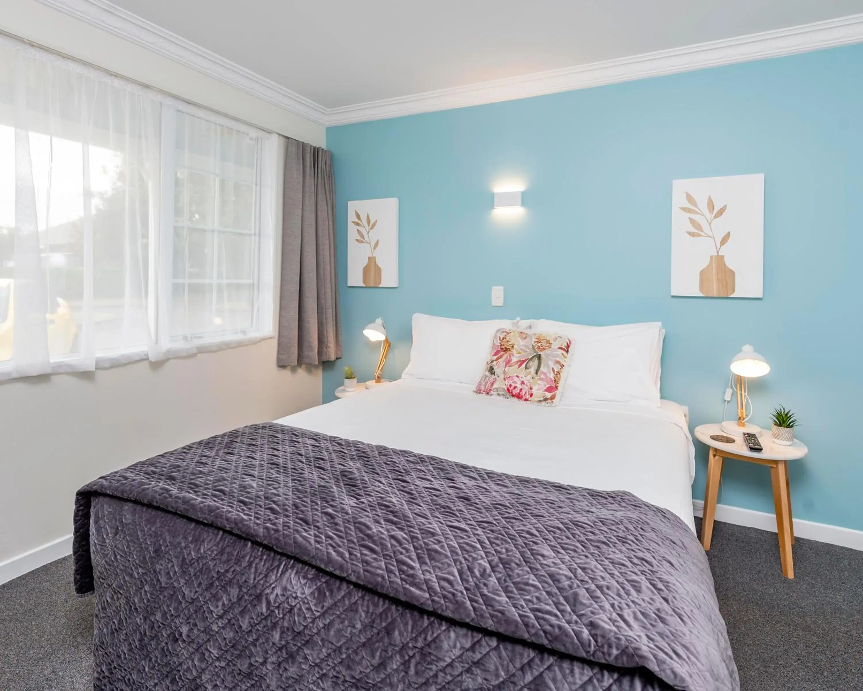 One Bedroom Apartment in Kings Court Motel One Bedroom Apartment in Kings Court Motel