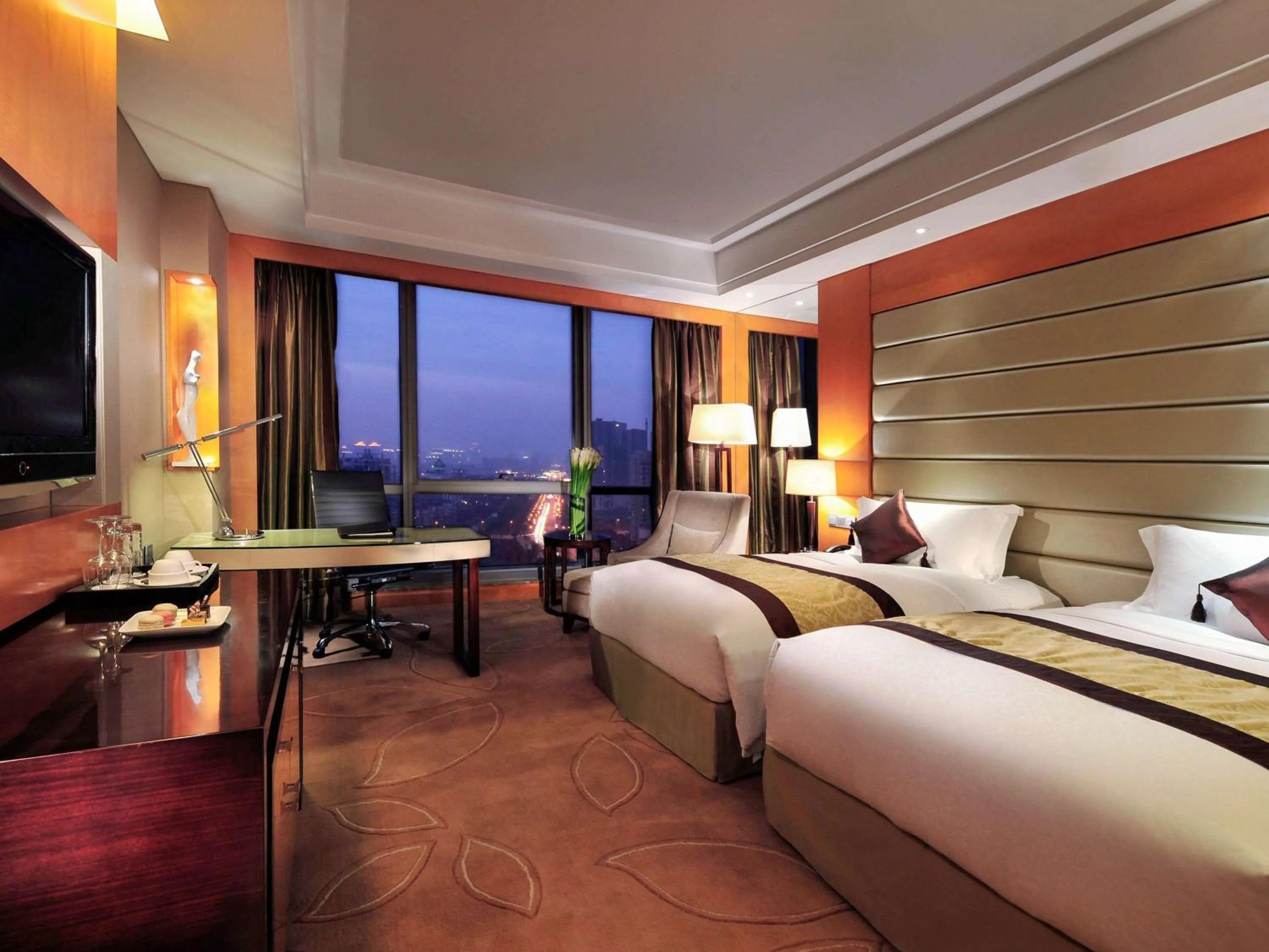 Photo of the whole room, Room Photo in Sofitel Wanda Ningbo