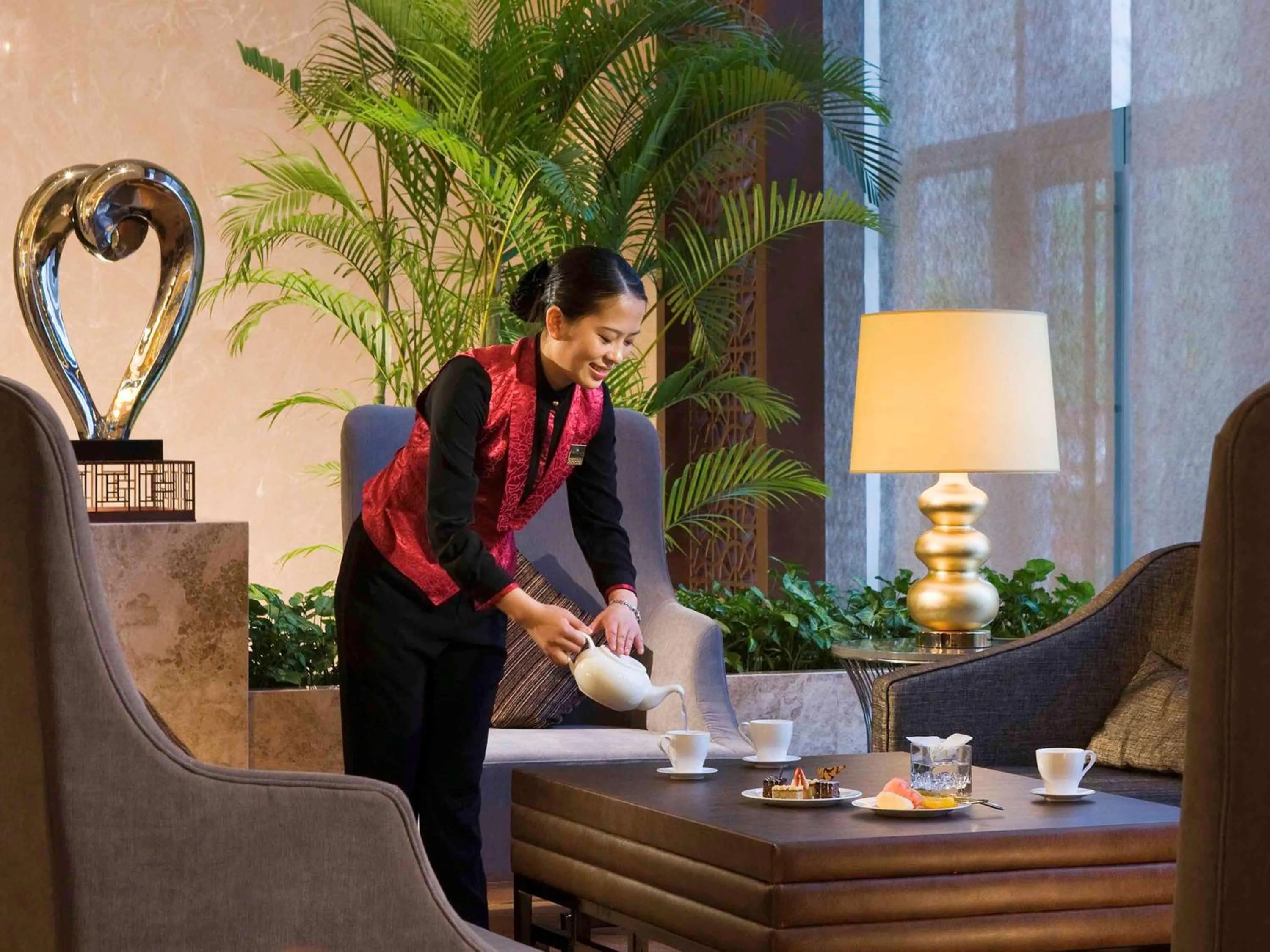 Lounge or bar in Sofitel Wanda Ningbo