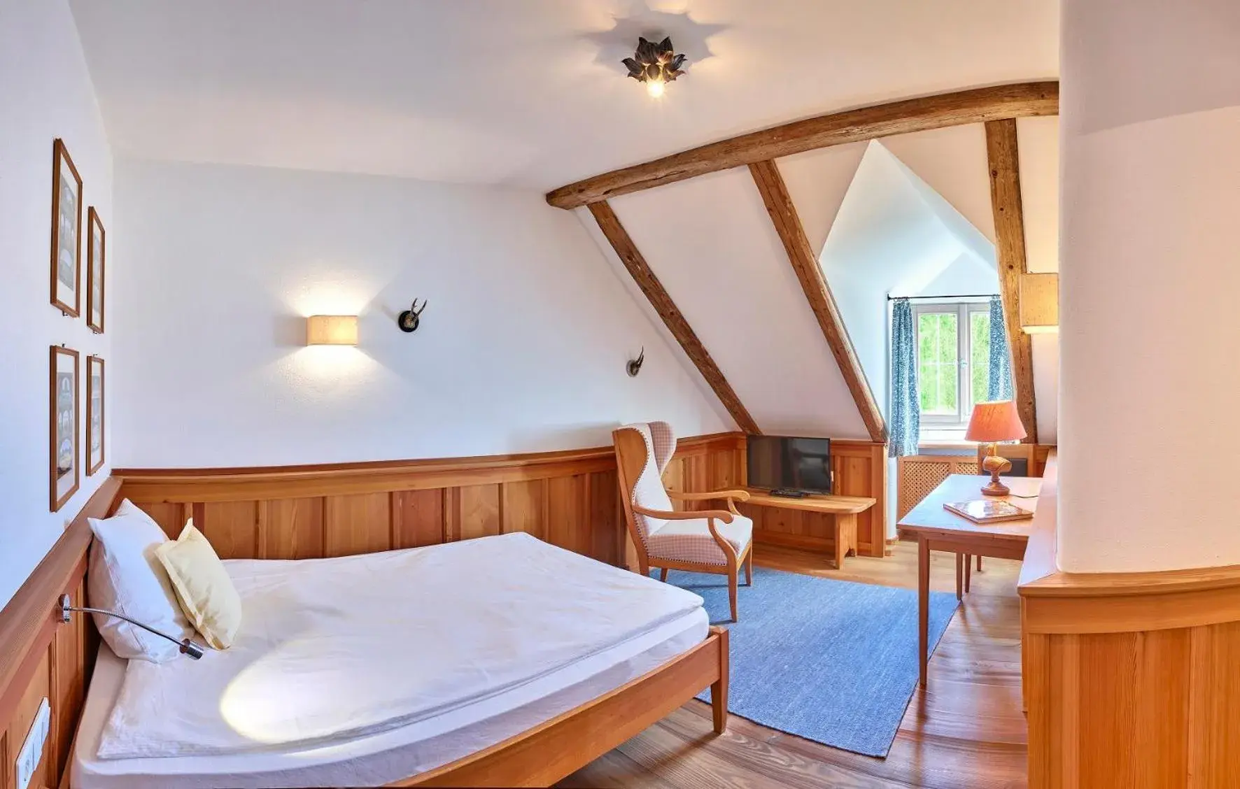 Single Room in Romantik Hotel Zum Klosterbräu Single Room in Romantik Hotel Zum Klosterbräu