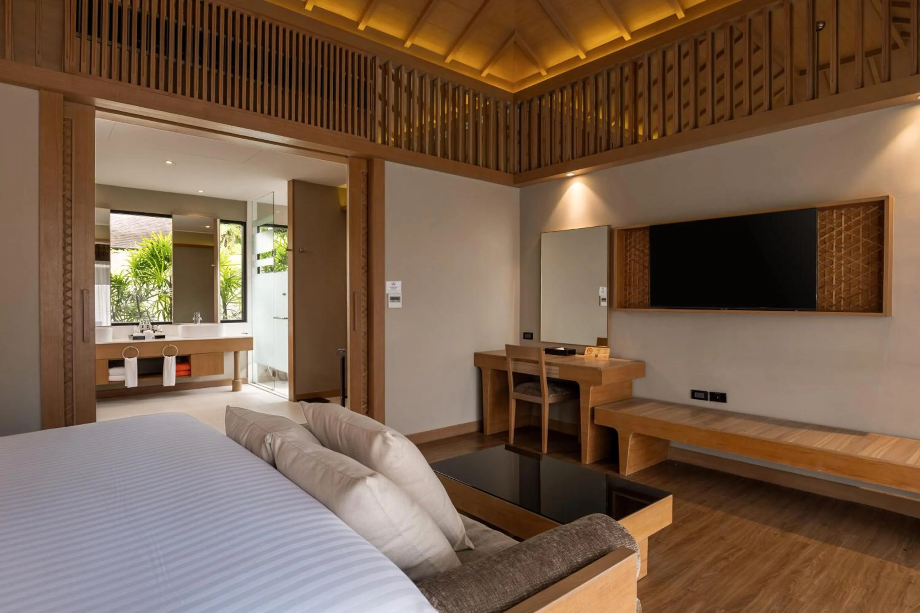 Photo of the whole room, Bed in ananea Beyond Khaolak