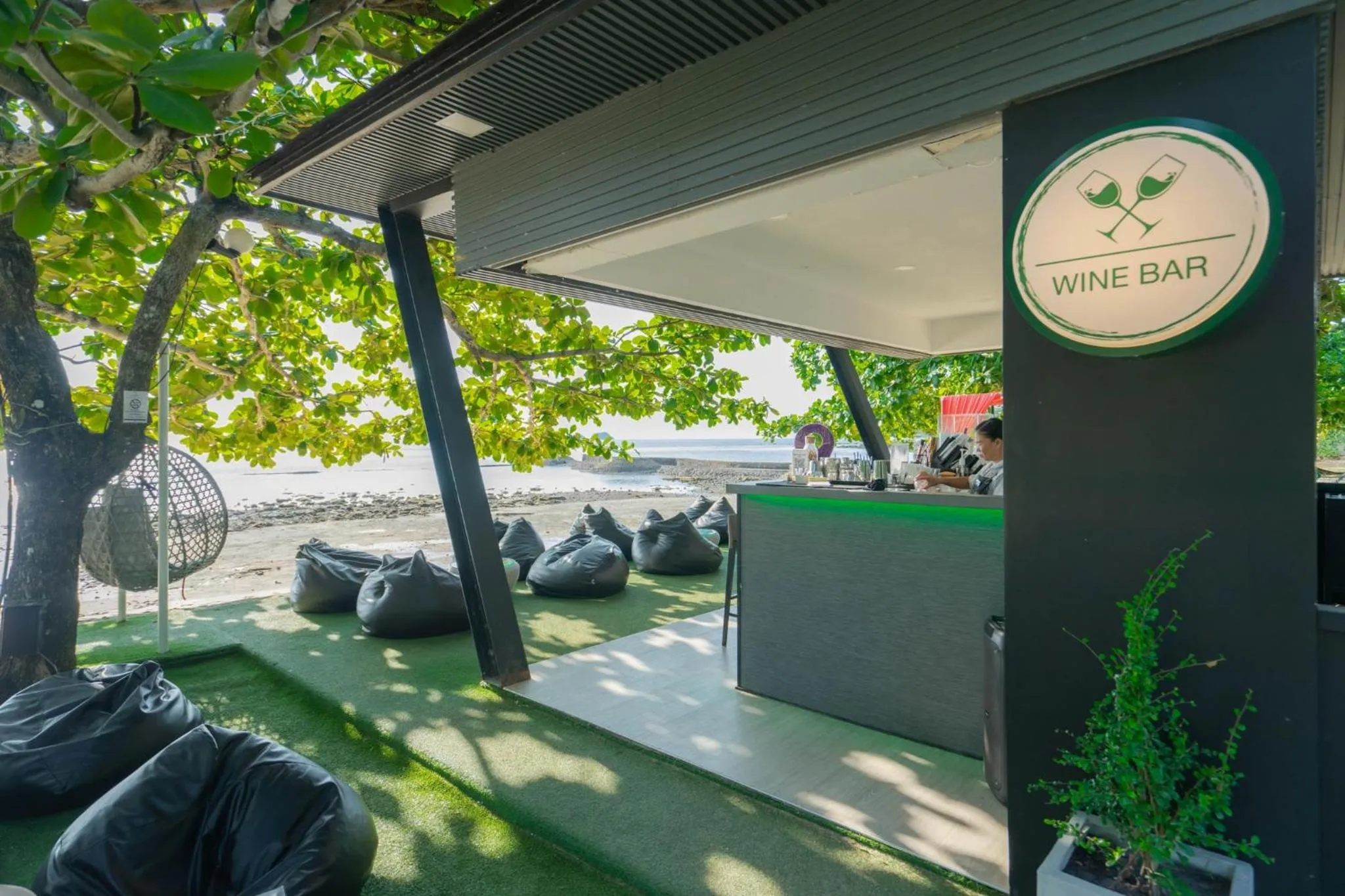 Lounge or bar in Mercure Koh Chang Hideaway