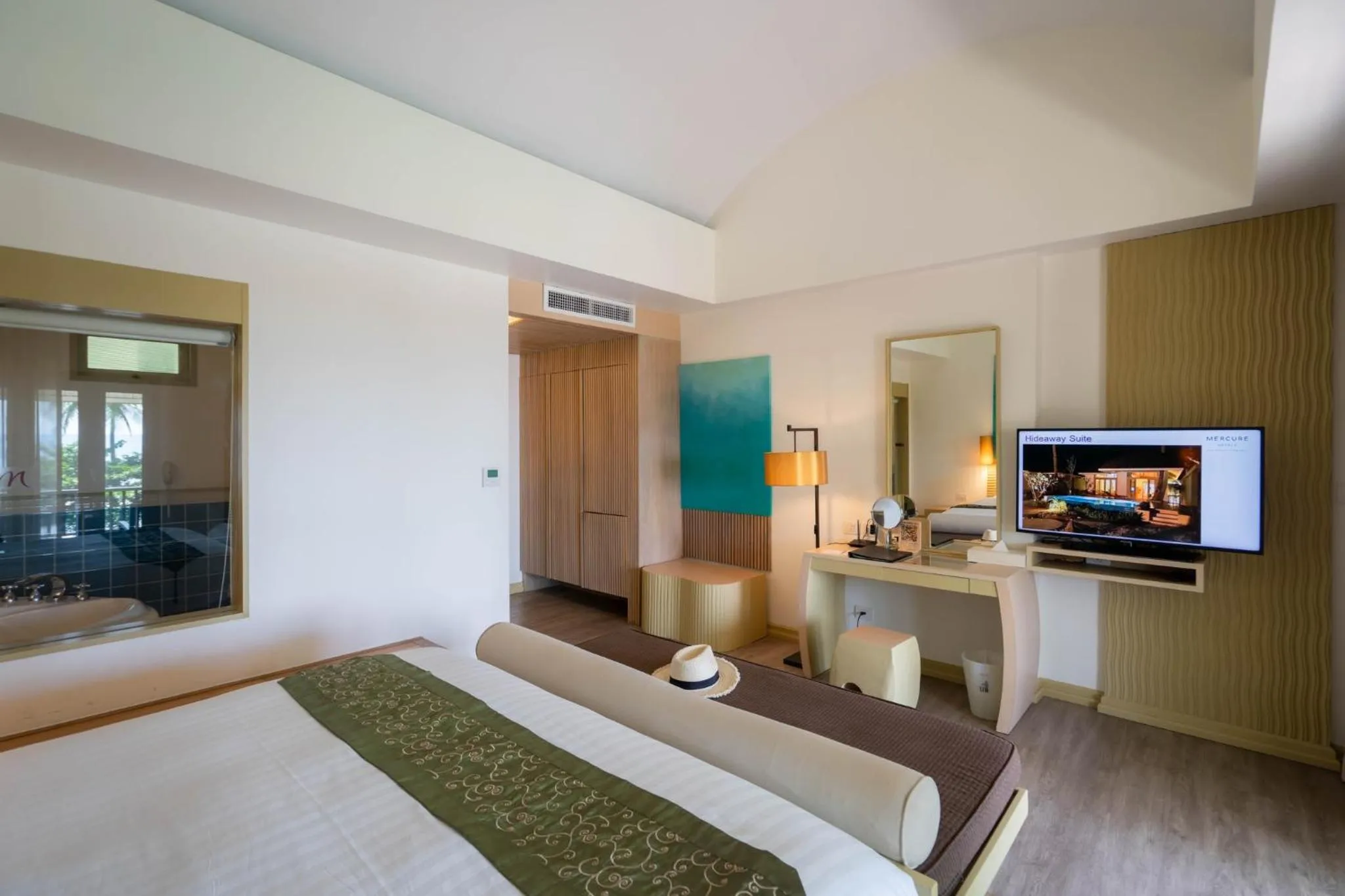 Bedroom, Bed in Mercure Koh Chang Hideaway