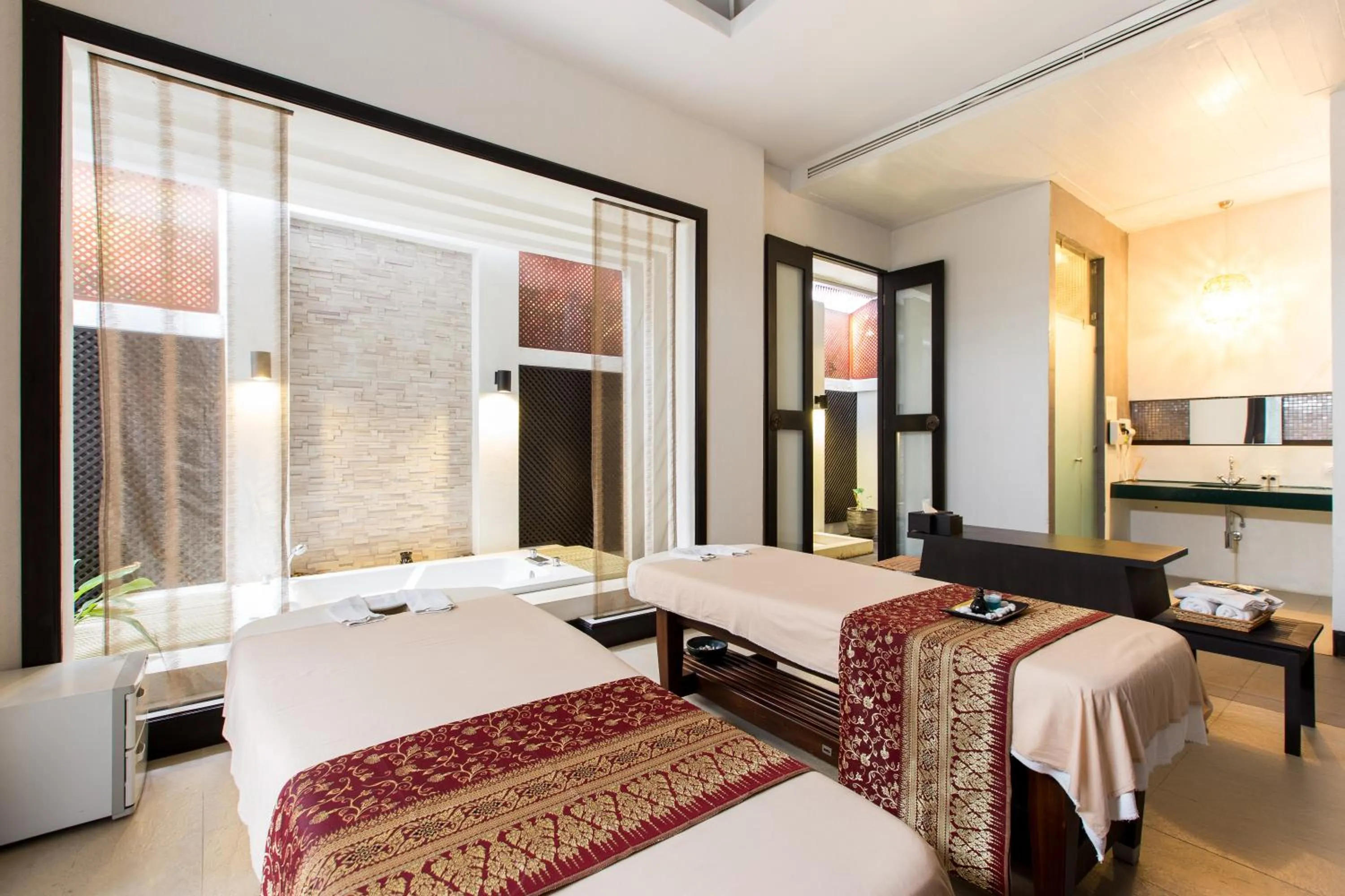 Spa and wellness centre/facilities, Bed in Mercure Koh Chang Hideaway