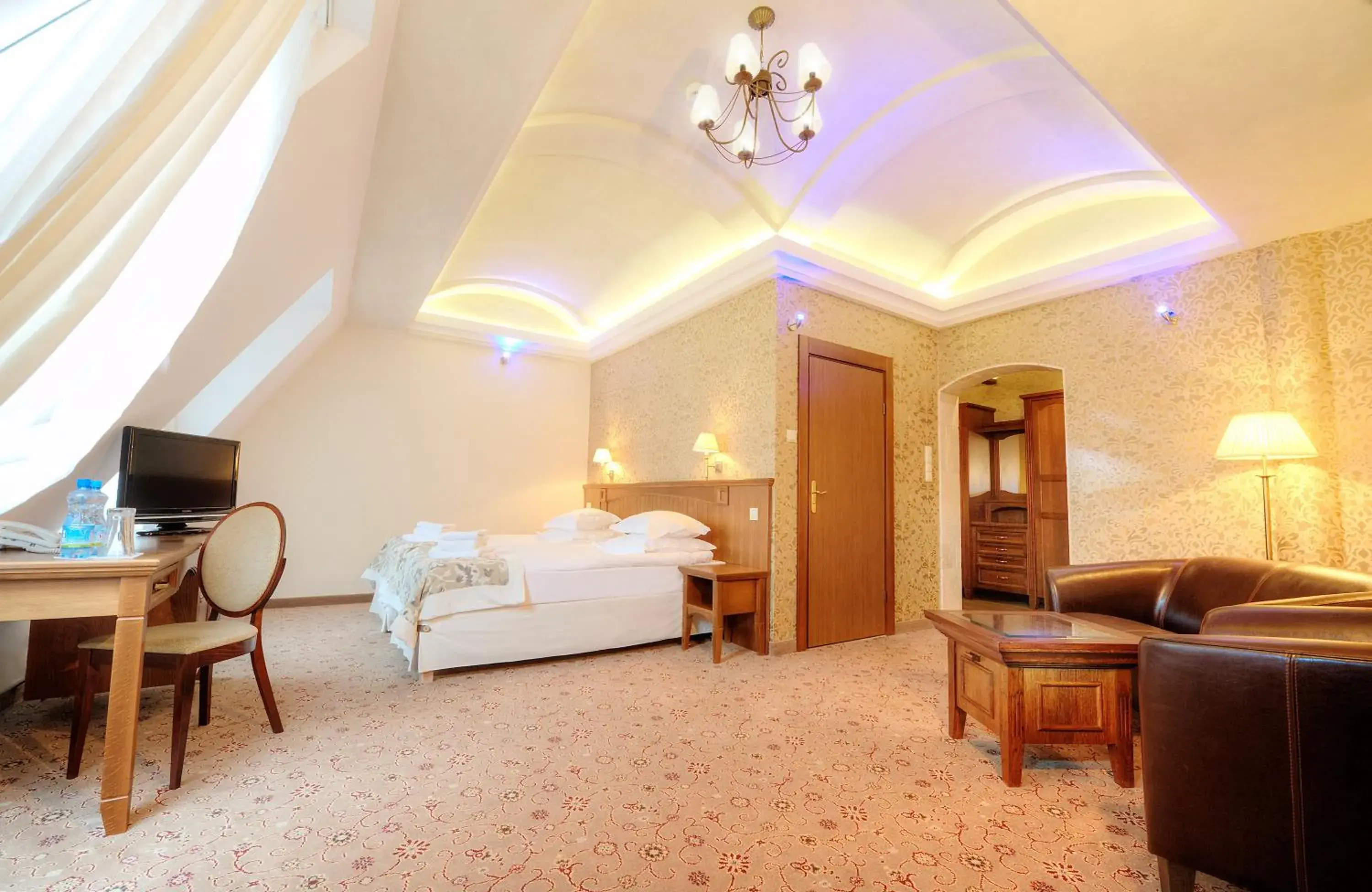 Deluxe Suite in Hotel Lipowy Most Deluxe Suite in Hotel Lipowy Most