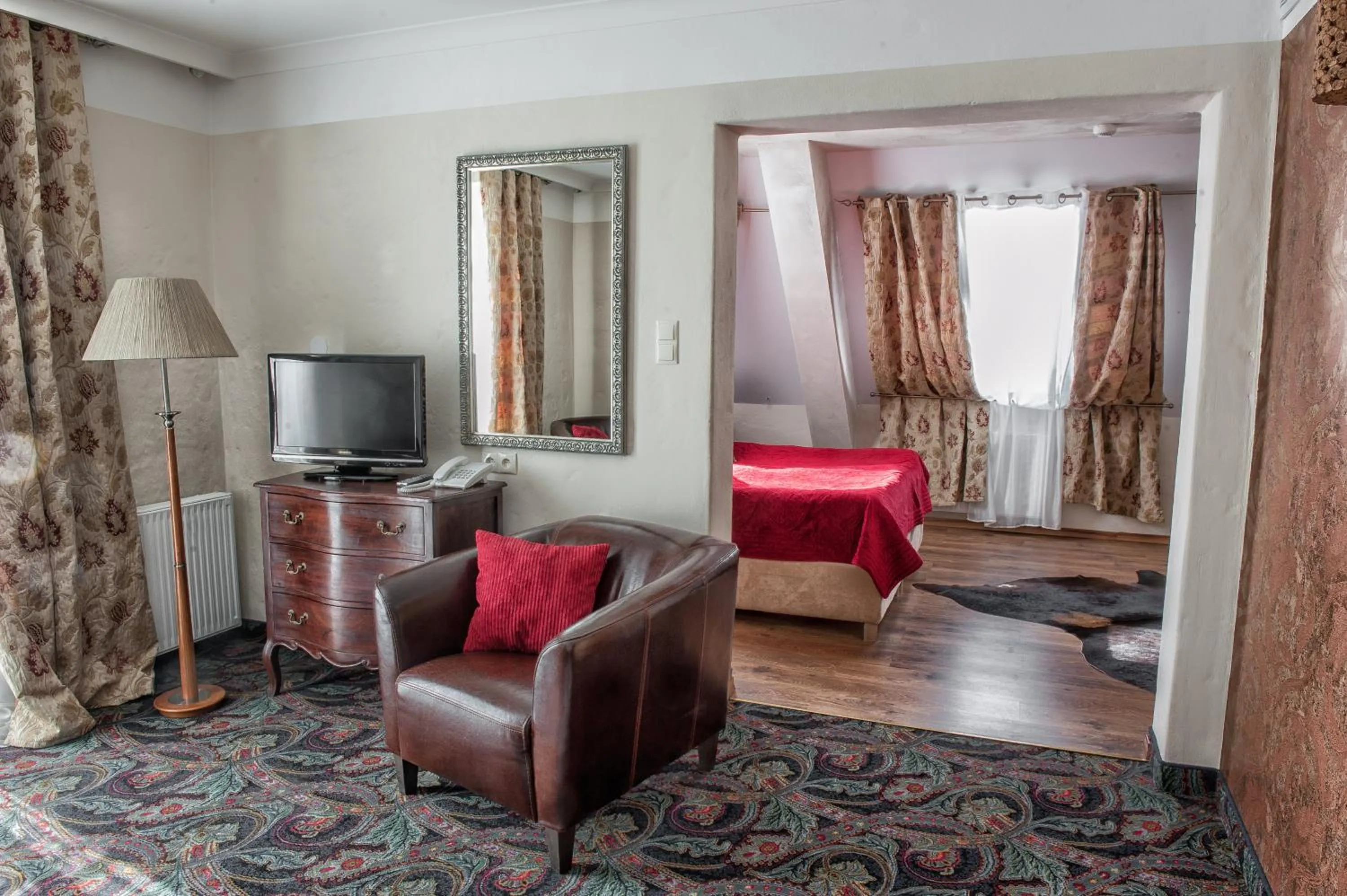 Photo of the whole room in Hotel Lipowy Most