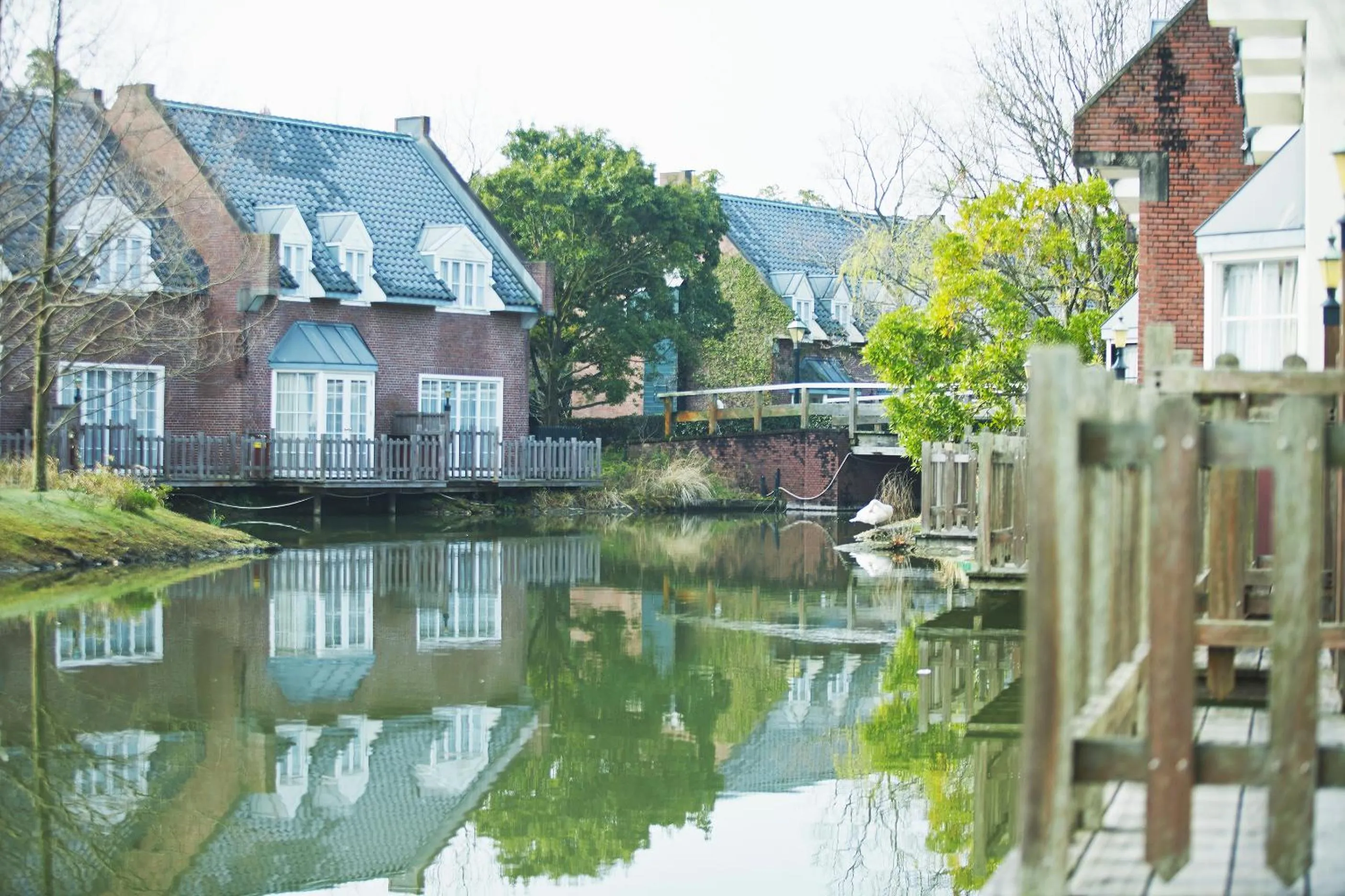 Property building in Forest Villa Huis Ten Bosch