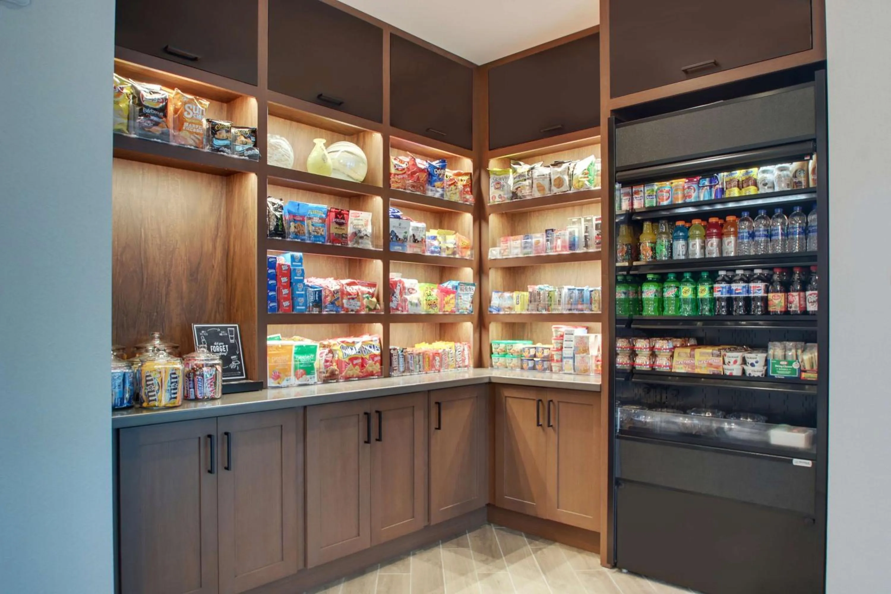 Restaurant/places to eat in Hyatt Place Milwaukee Downtown