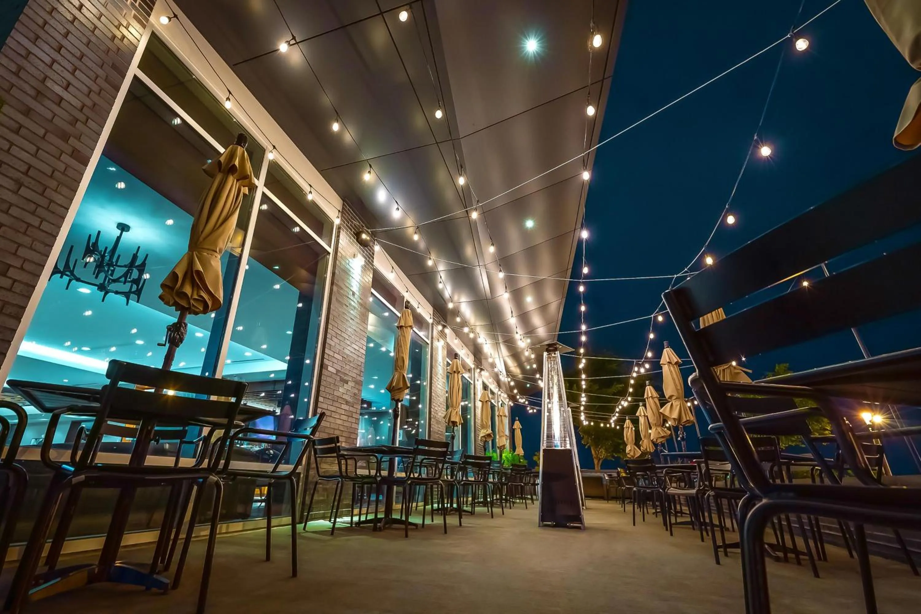 Patio in Hyatt Place Milwaukee Downtown