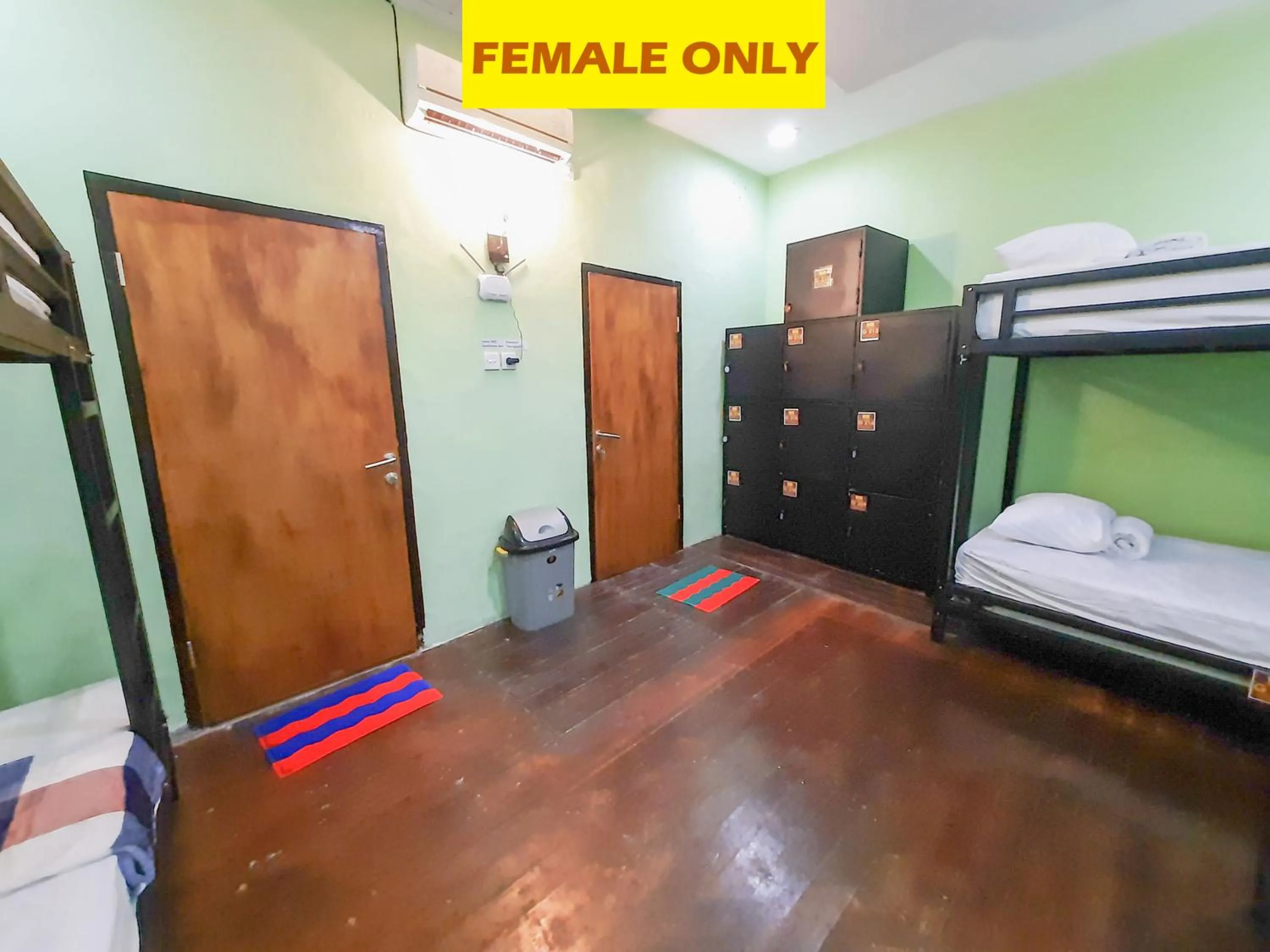 Bed in The Legian 777