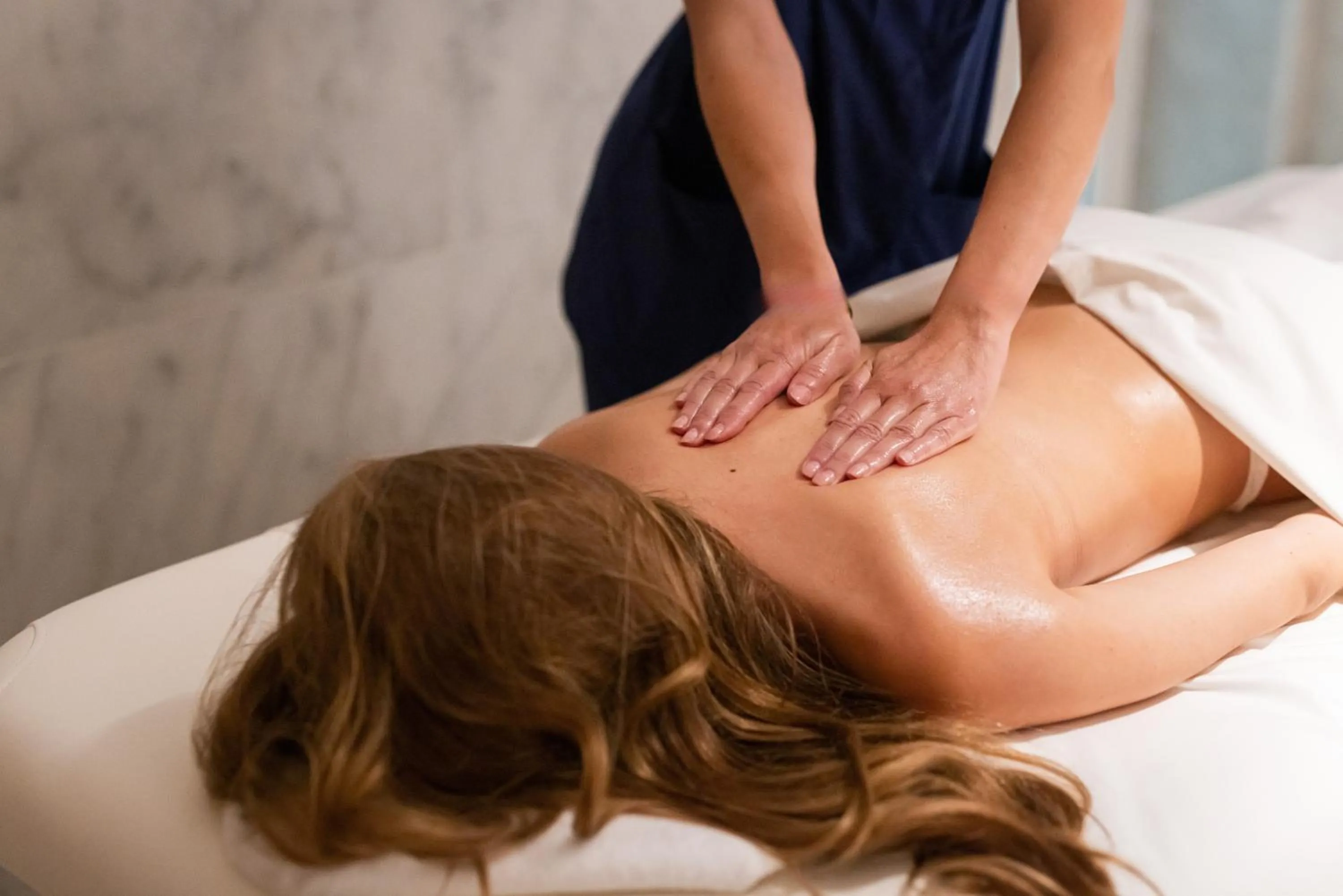 Massage in Praia do Sal Resort and SPA