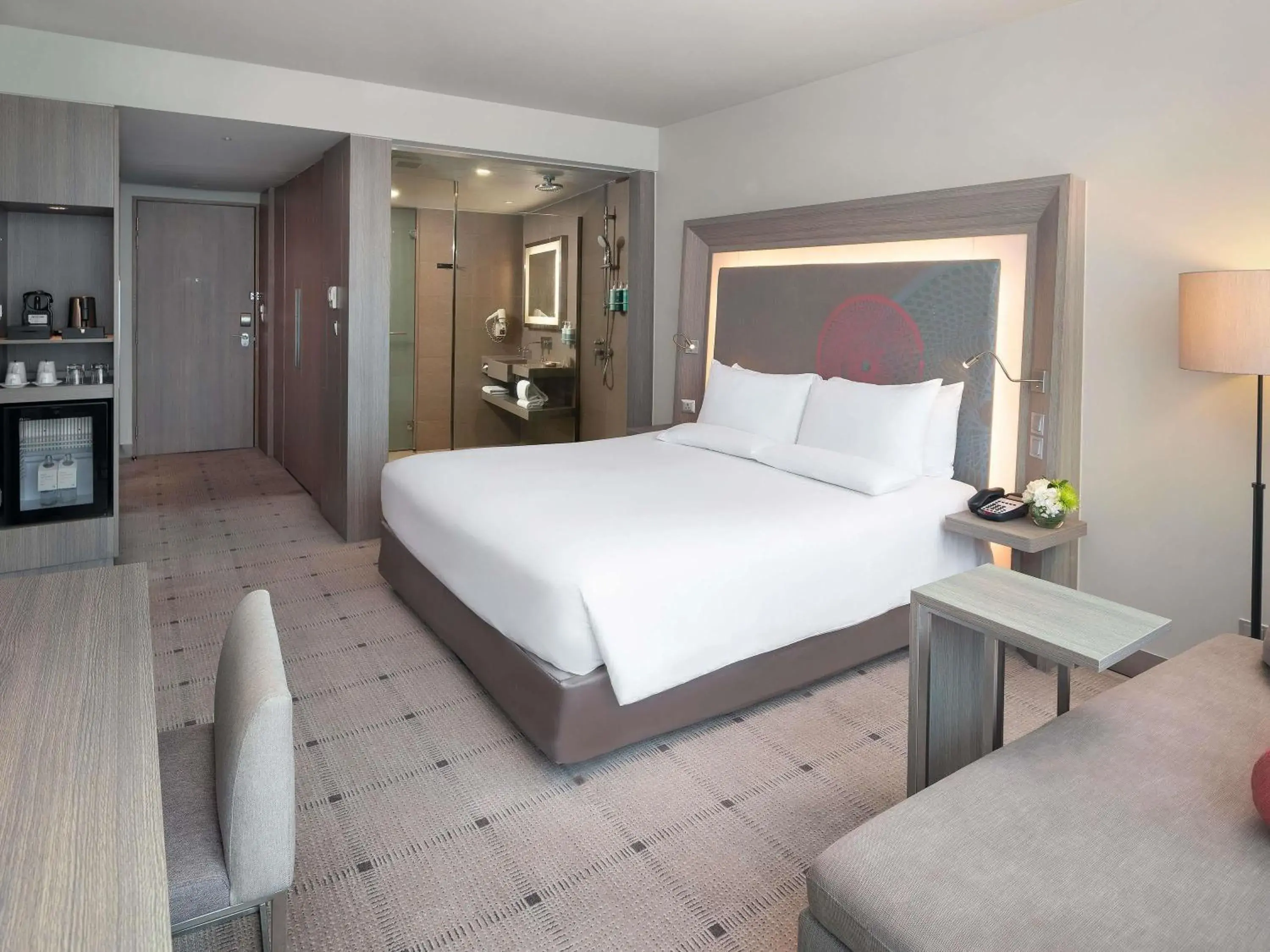 Superior King Room in Novotel Bangkok Platinum Pratunam Superior King Room in Novotel Bangkok Platinum Pratunam