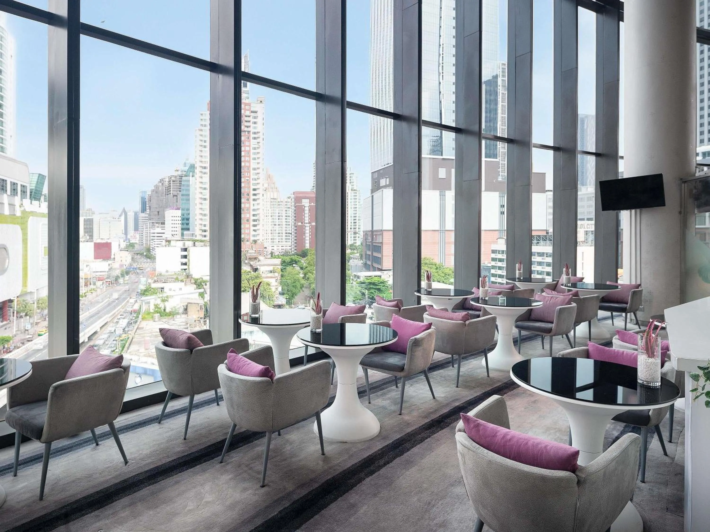 Restaurant/places to eat in Novotel Bangkok Platinum Pratunam