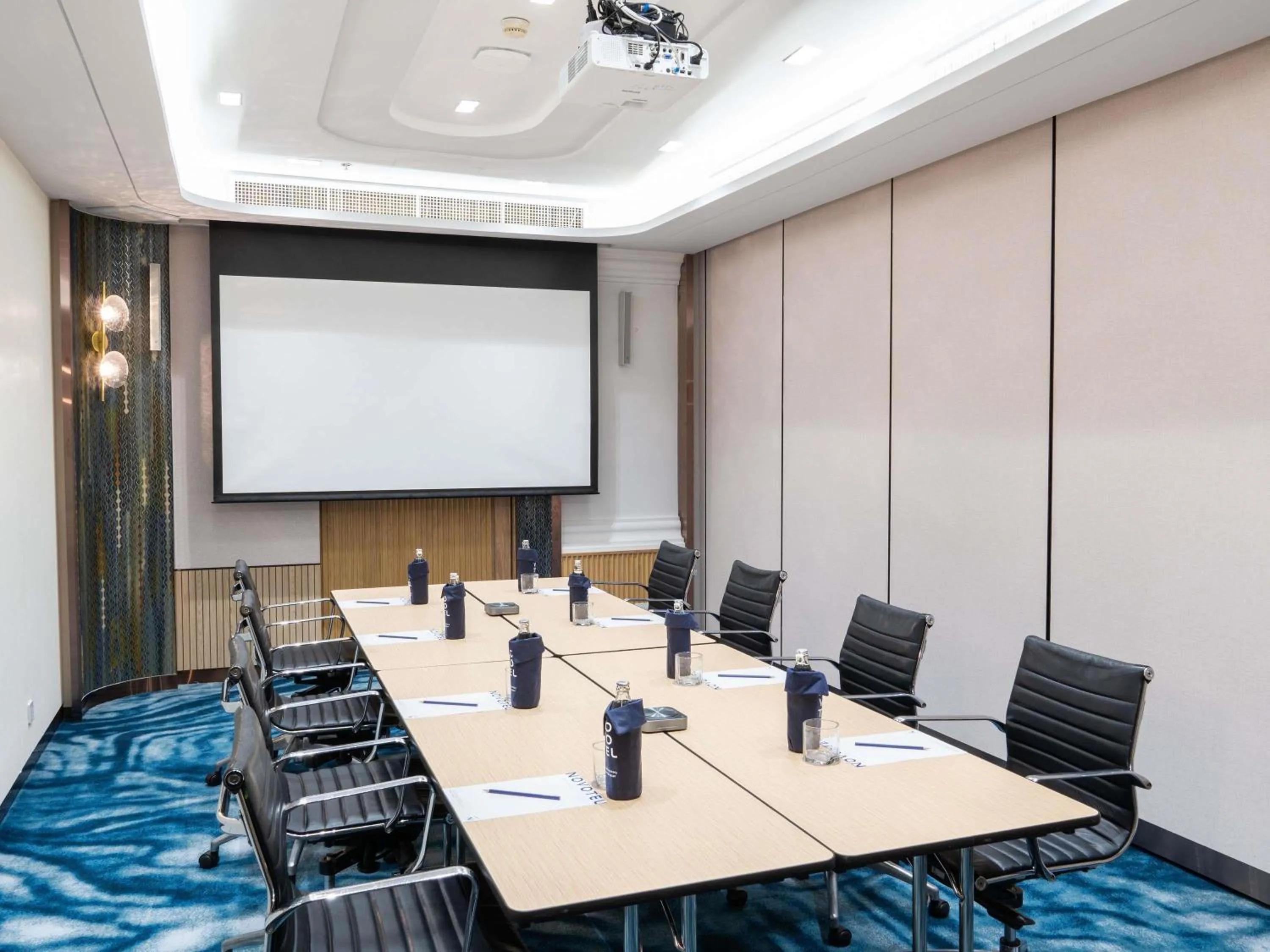 Meeting/conference room in Novotel Bangkok Platinum Pratunam