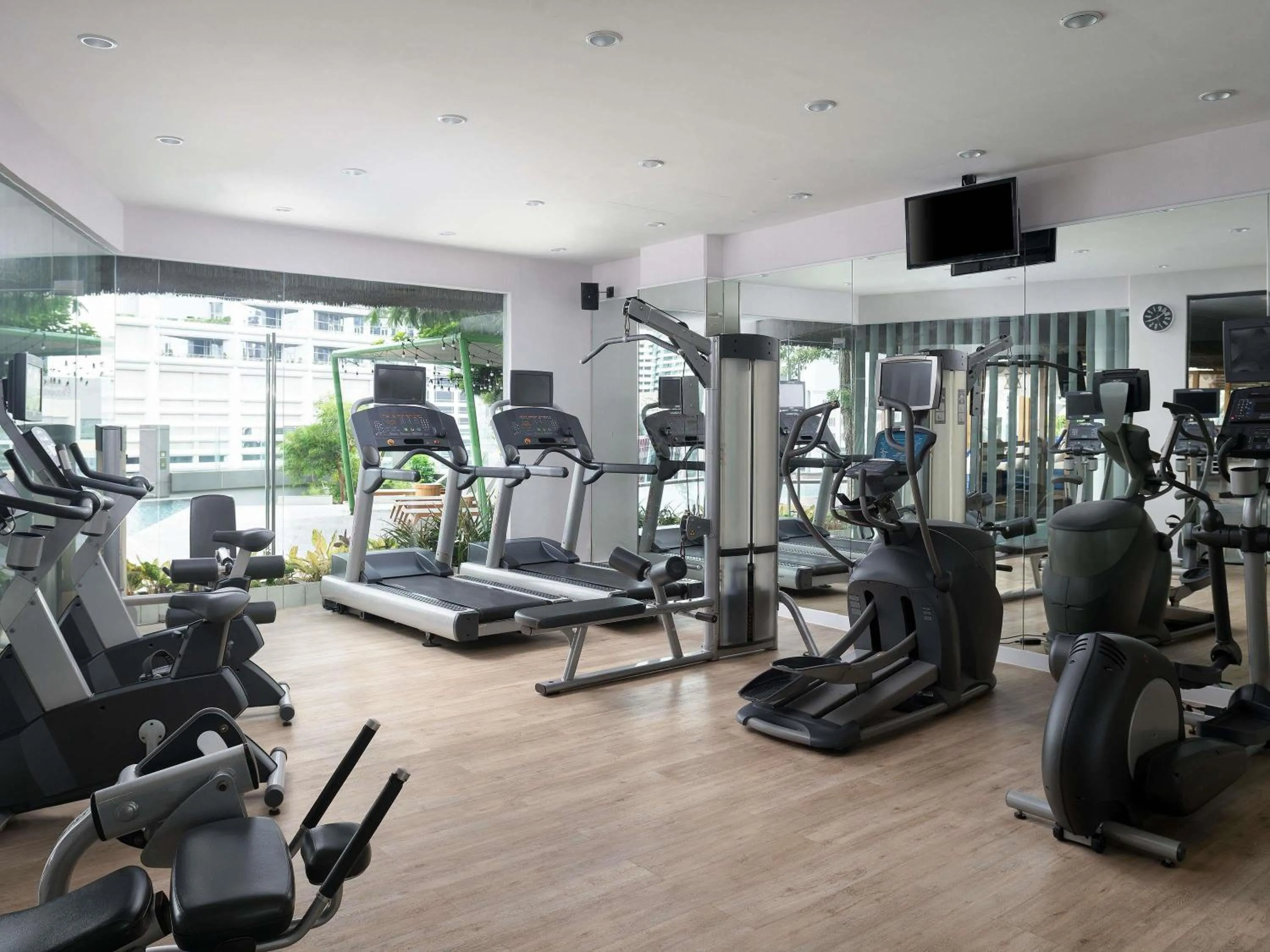 Fitness centre/facilities in Novotel Bangkok Platinum Pratunam
