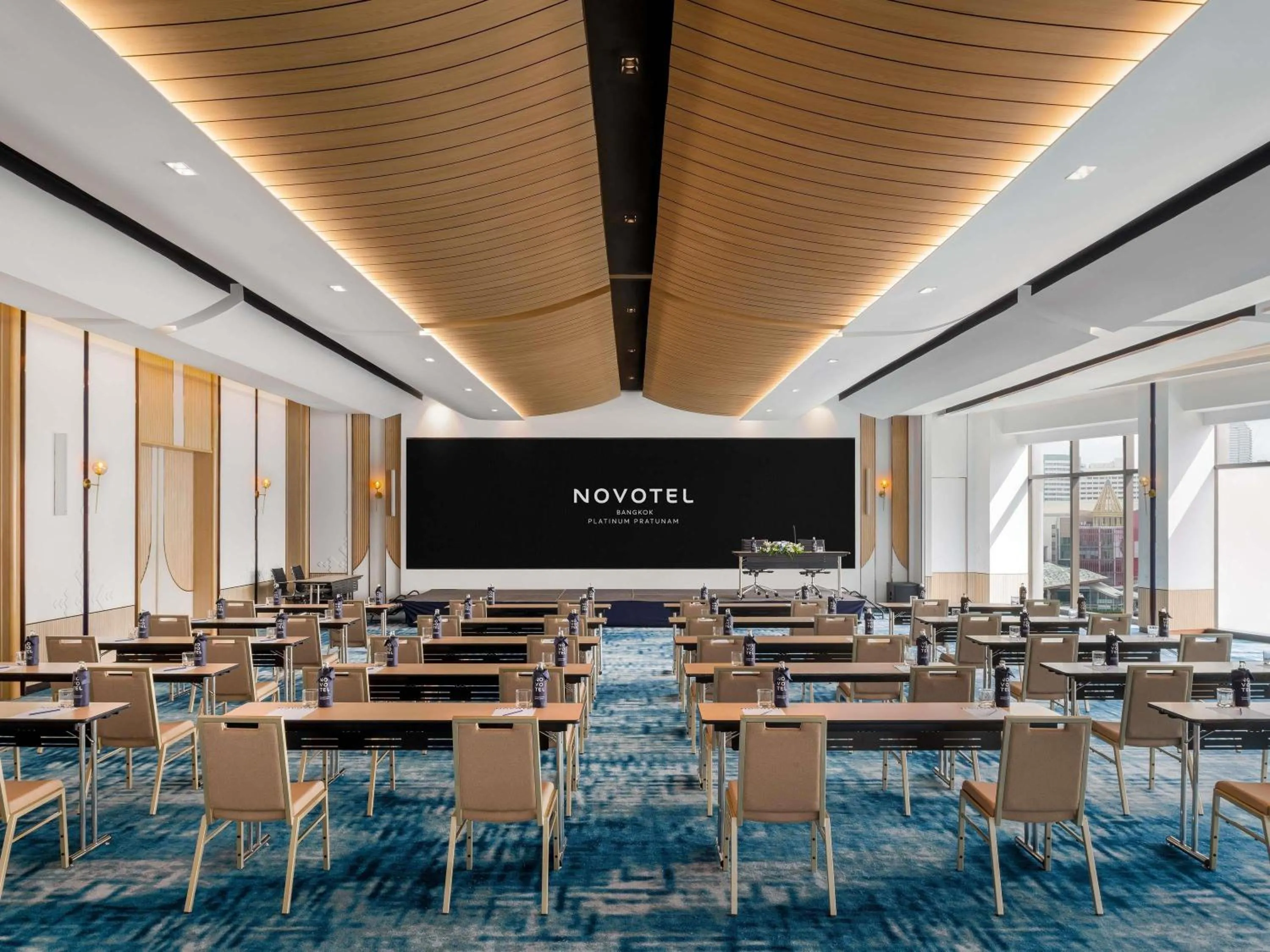 Meeting/conference room in Novotel Bangkok Platinum Pratunam