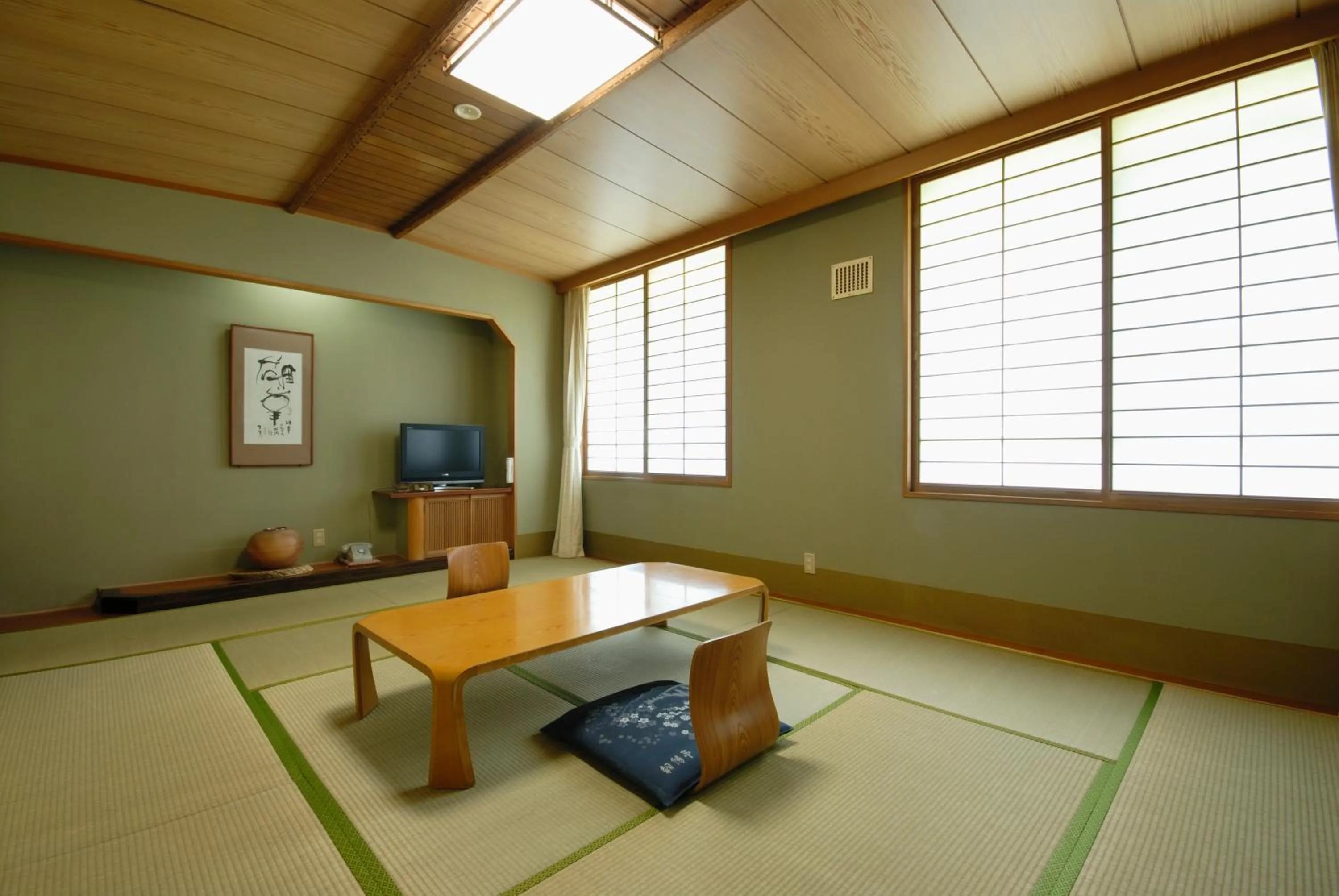 Photo of the whole room in Choyo Tei