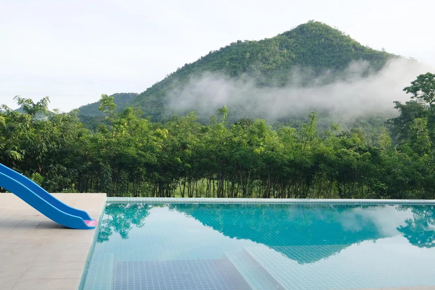 Swimming pool in Hi-scene Resort
