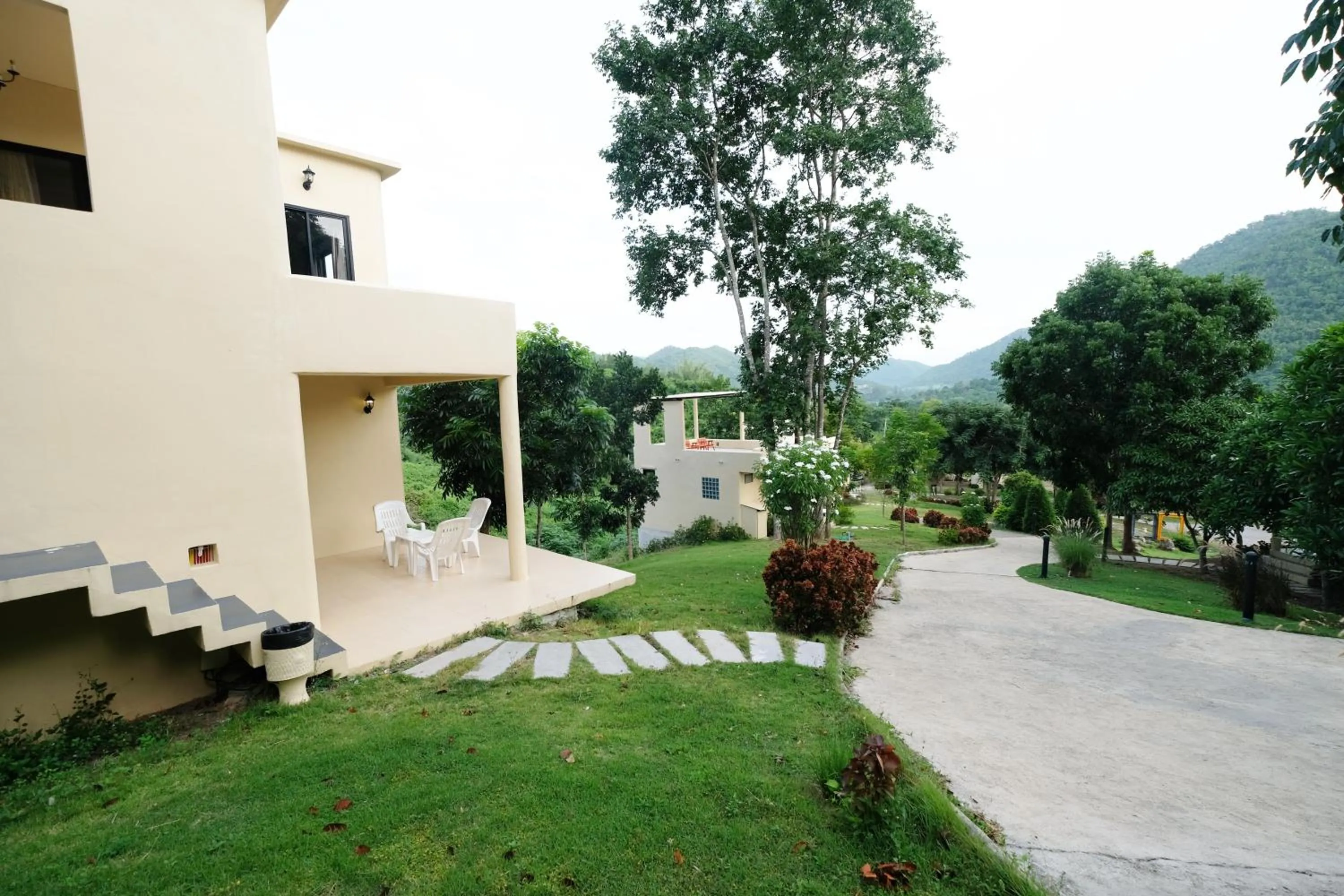 Property building in Hi-scene Resort