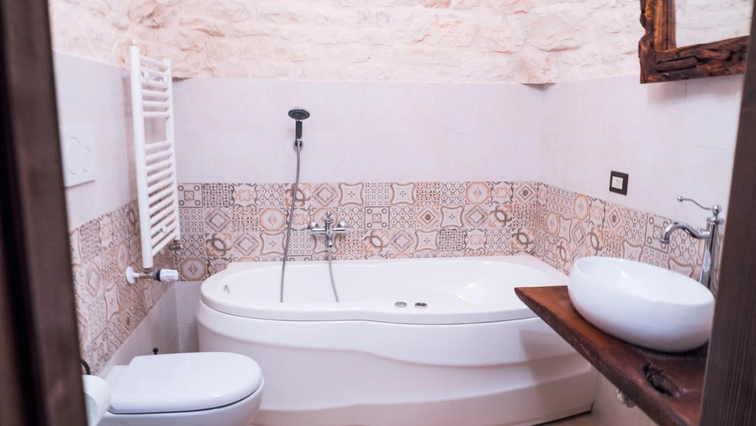 Hot Tub in B&b I Trulli dei Desideri