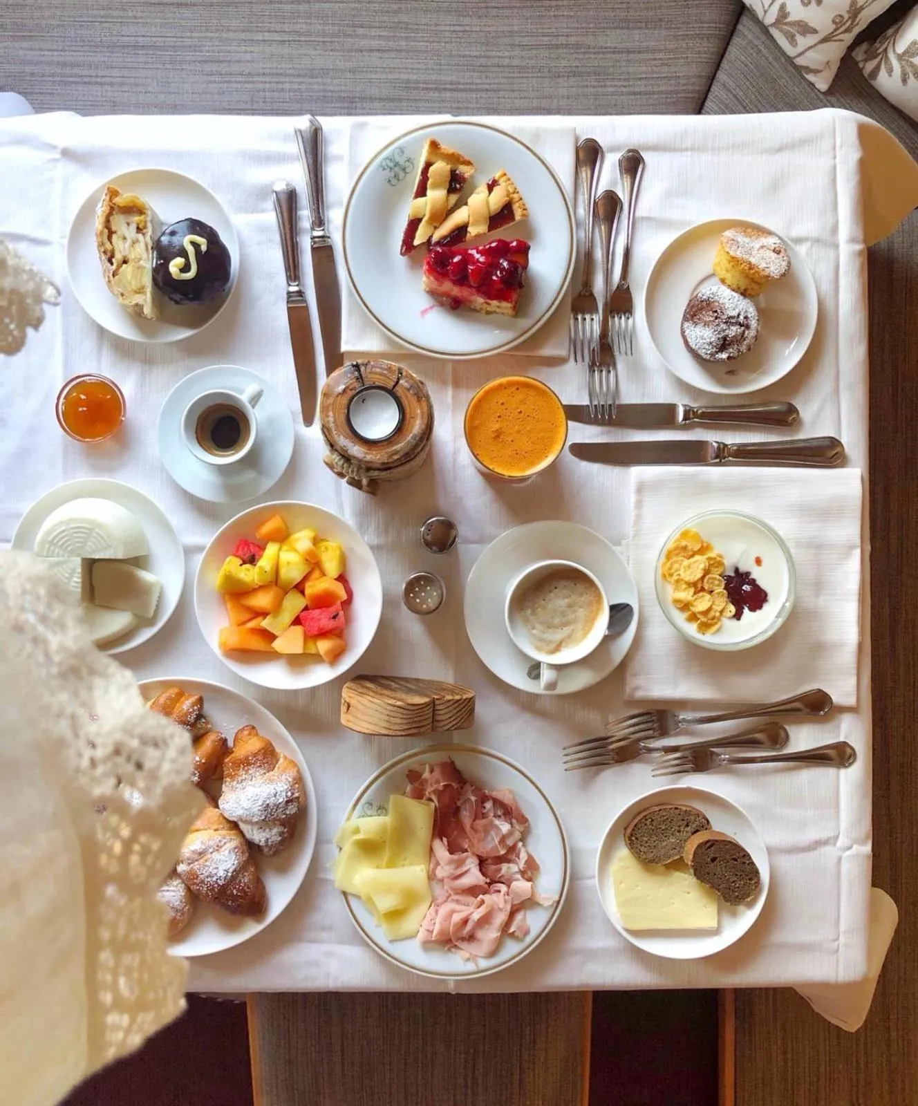 Buffet breakfast in Park Hotel Bellacosta