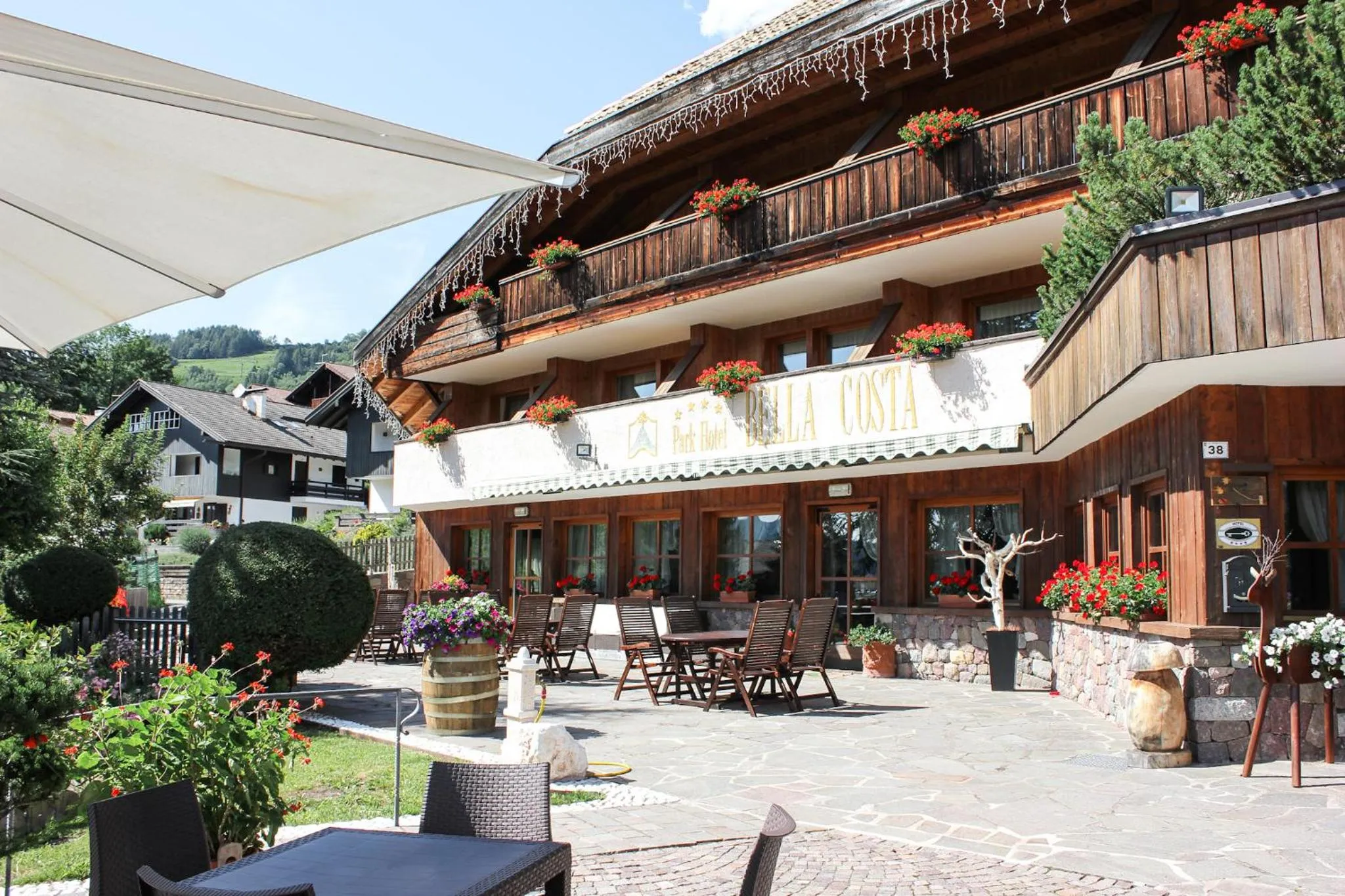 Property building in Park Hotel Bellacosta