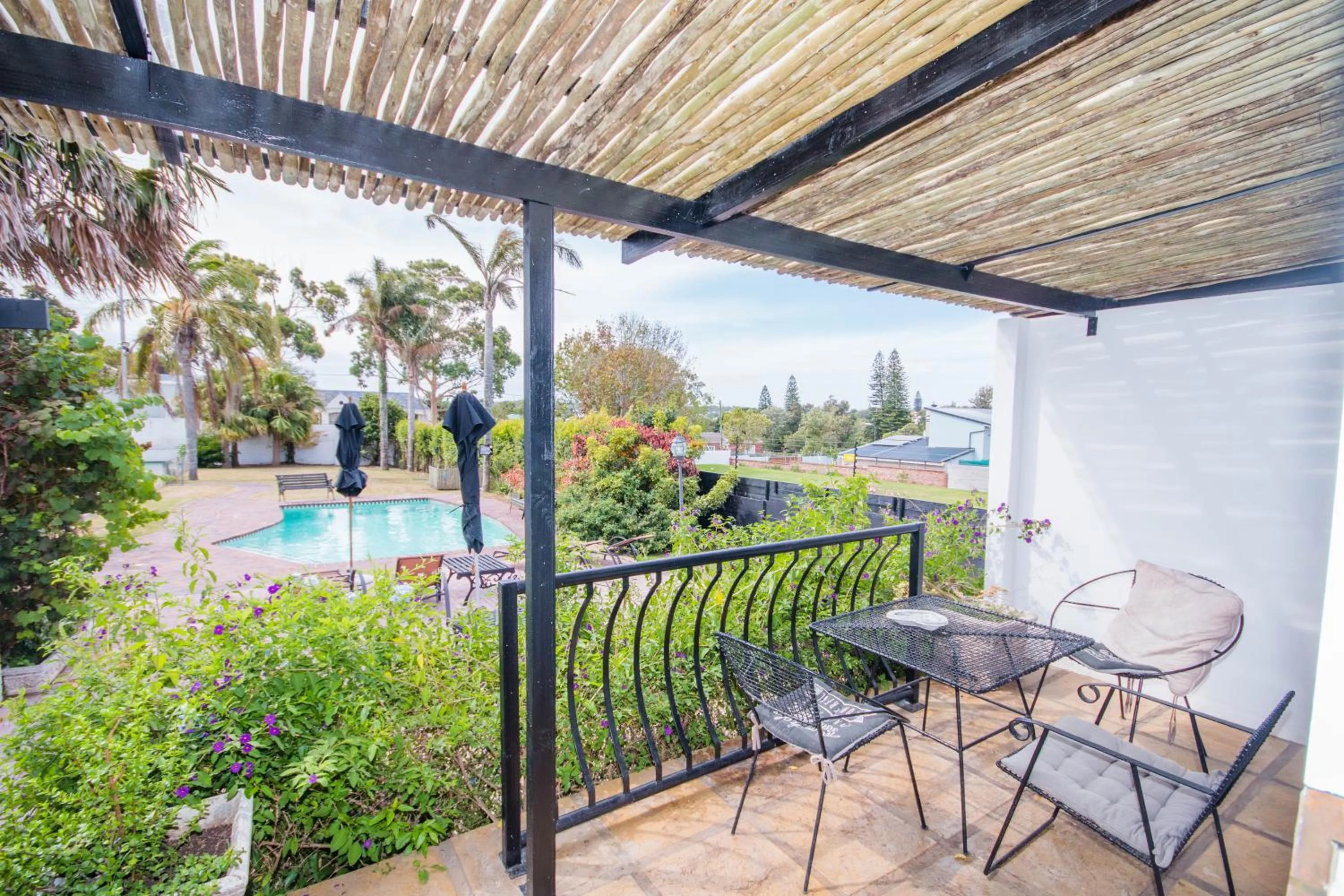 Garden in Forest Hall Guest House