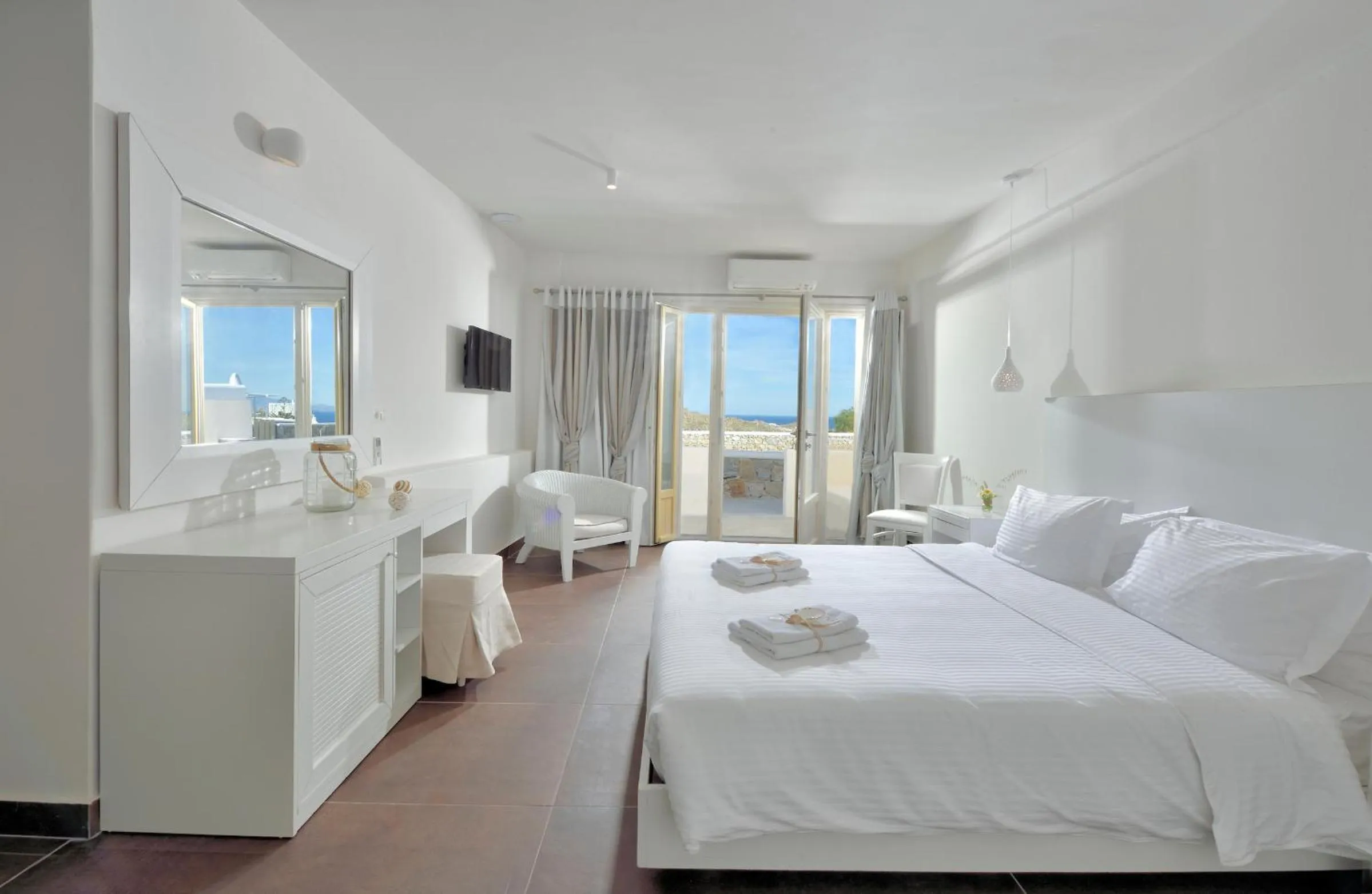 Property building, Bed in Jenny's Summer Houses