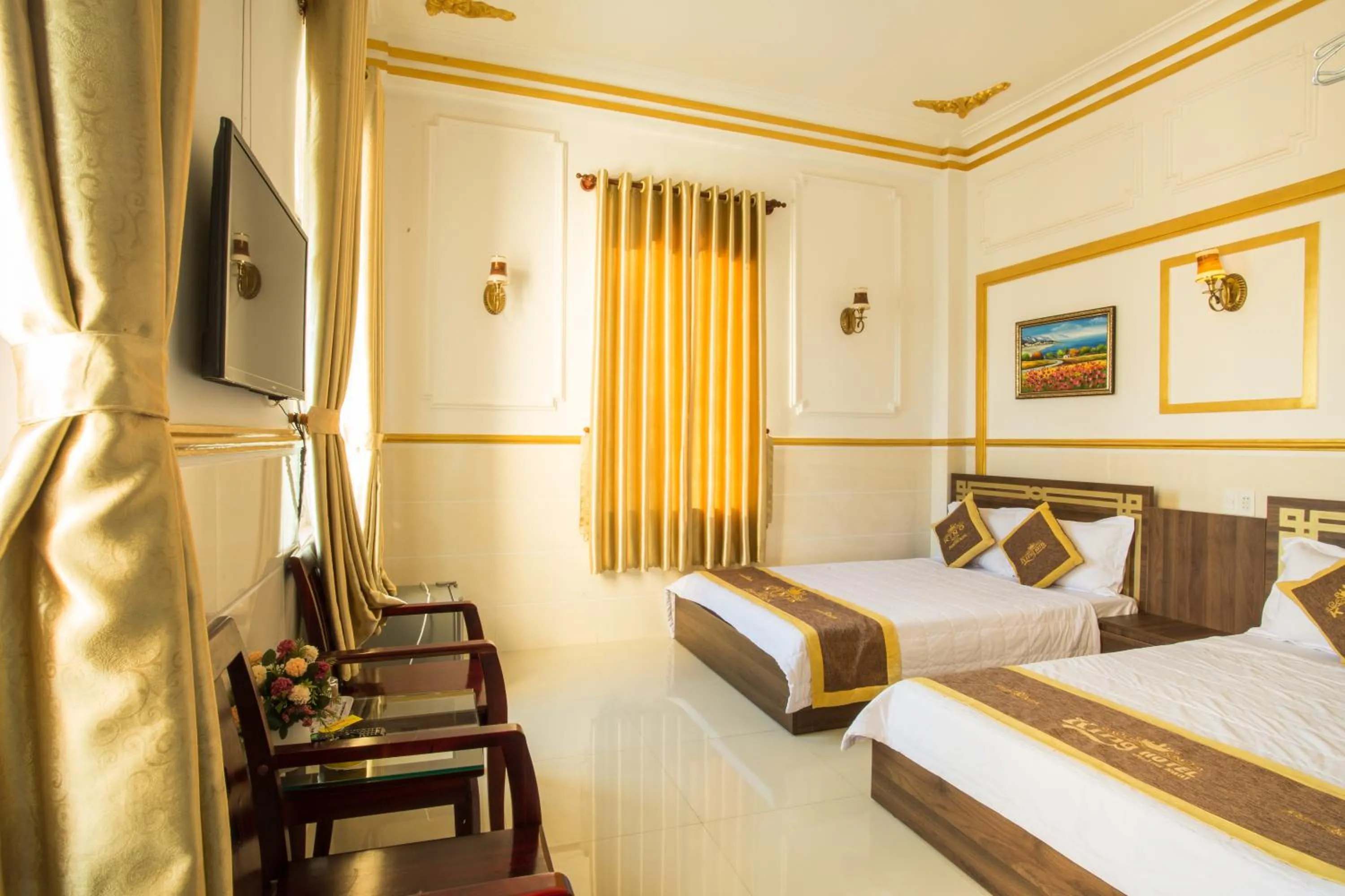 Bed in King Hotel Quang Ngai