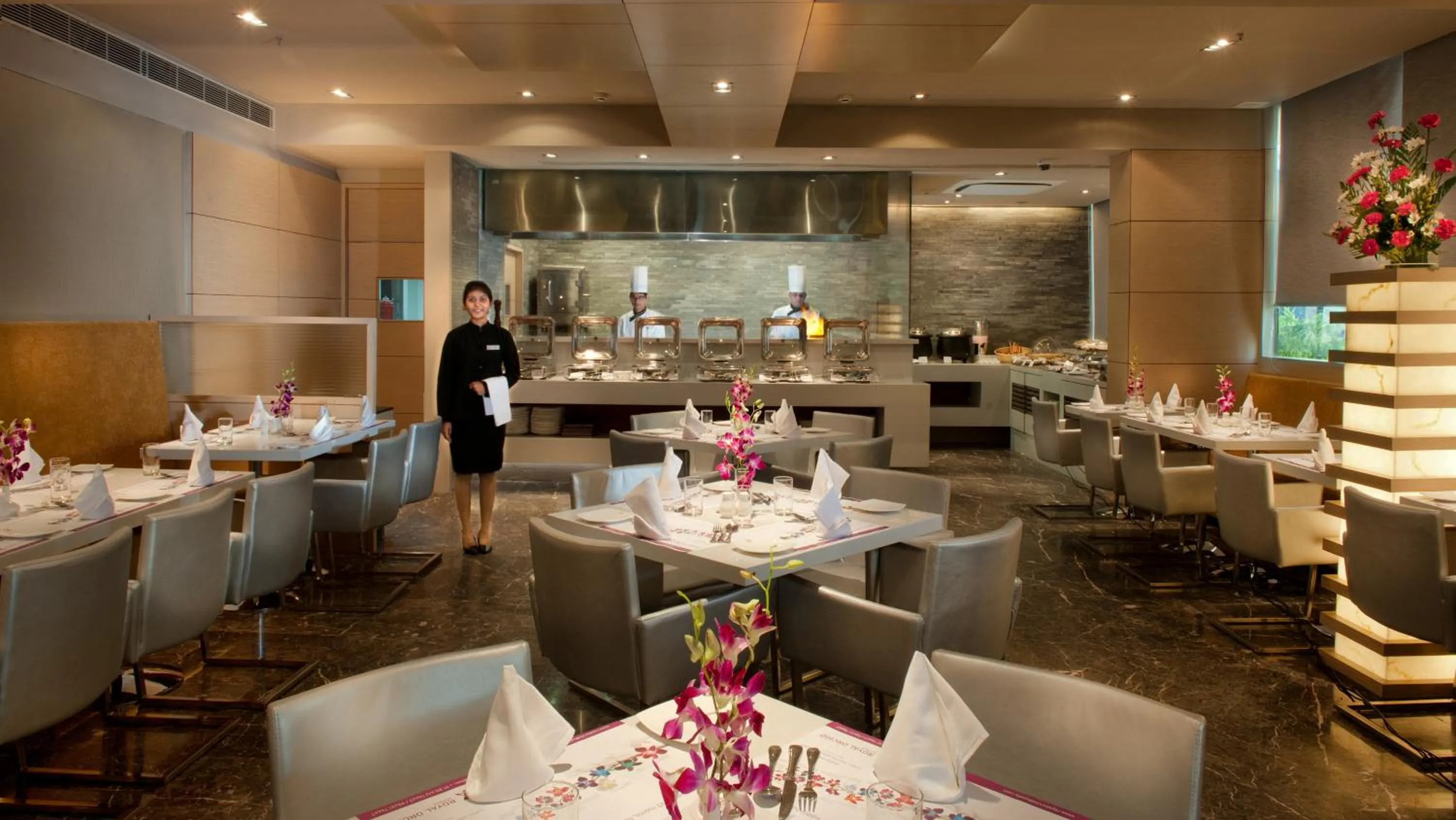 Restaurant/places to eat in Royal Orchid Central Vadodara