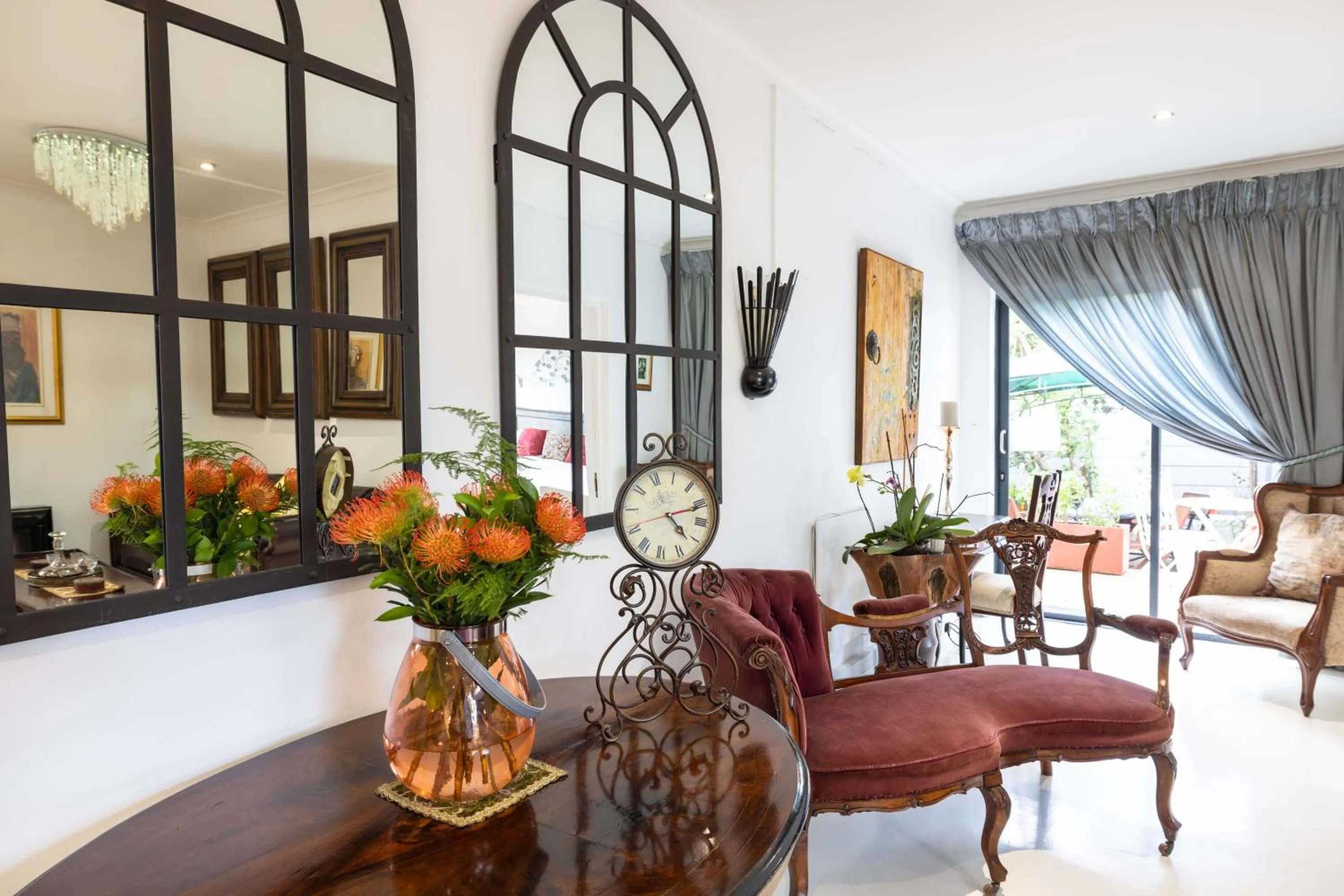 Lobby or reception in Cape Pillars Boutique Hotel