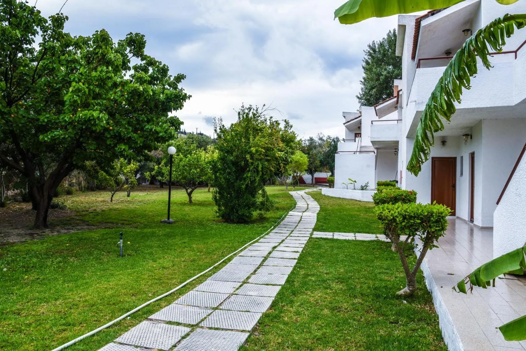 Vallian Village Hotel