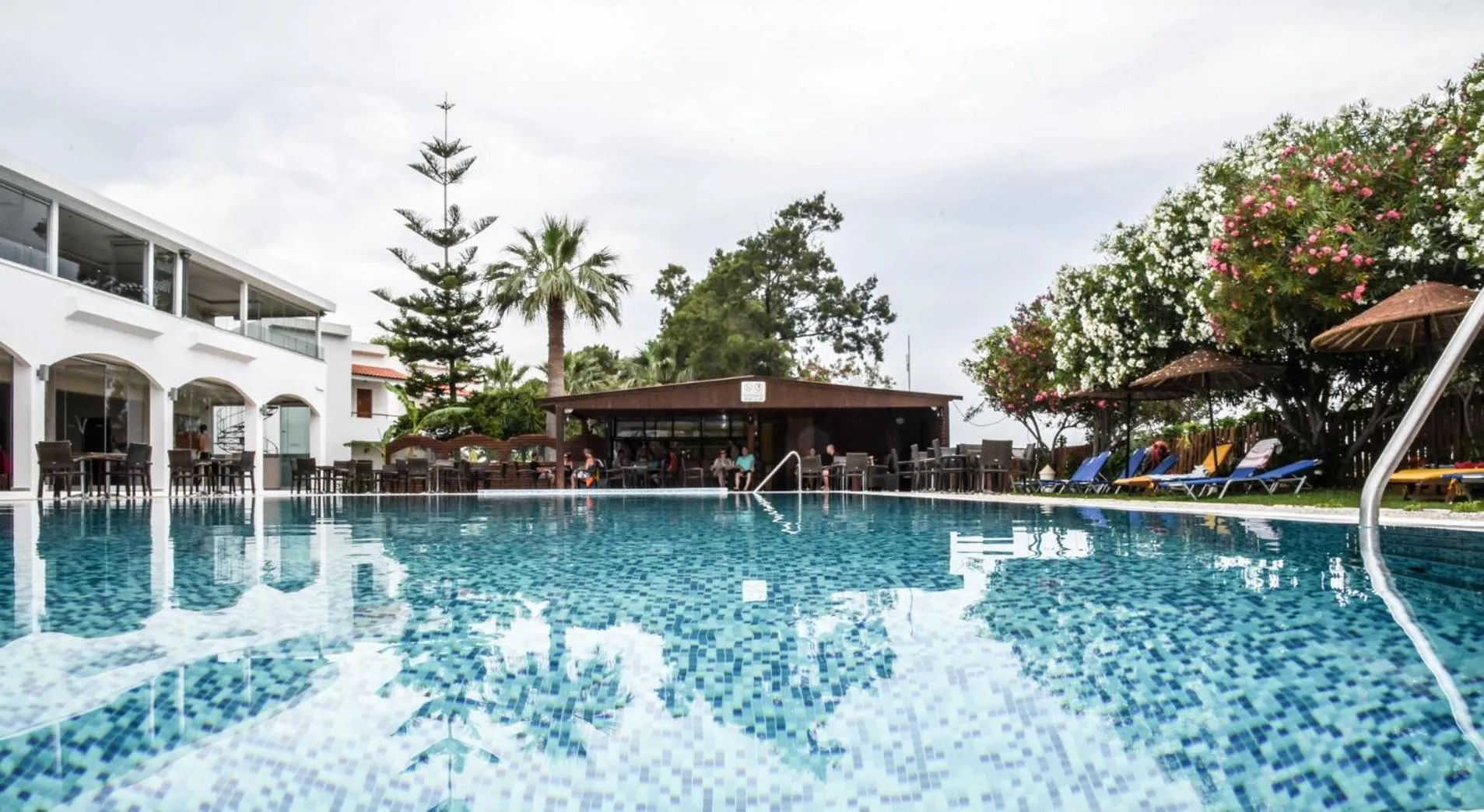 Swimming pool in Vallian Village Hotel