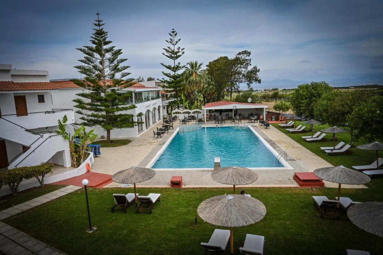 Vallian Village Hotel