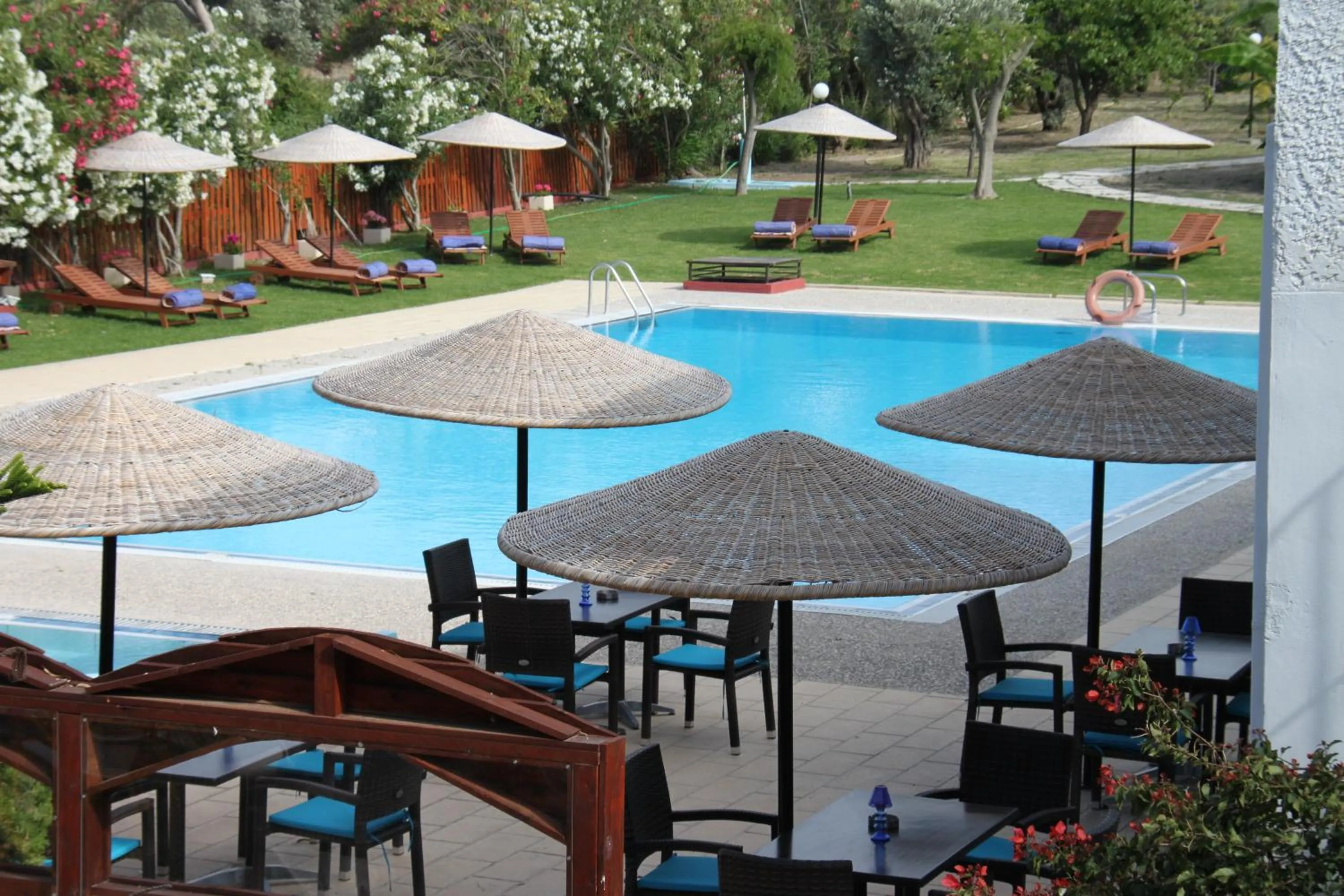 Swimming pool in Vallian Village Hotel