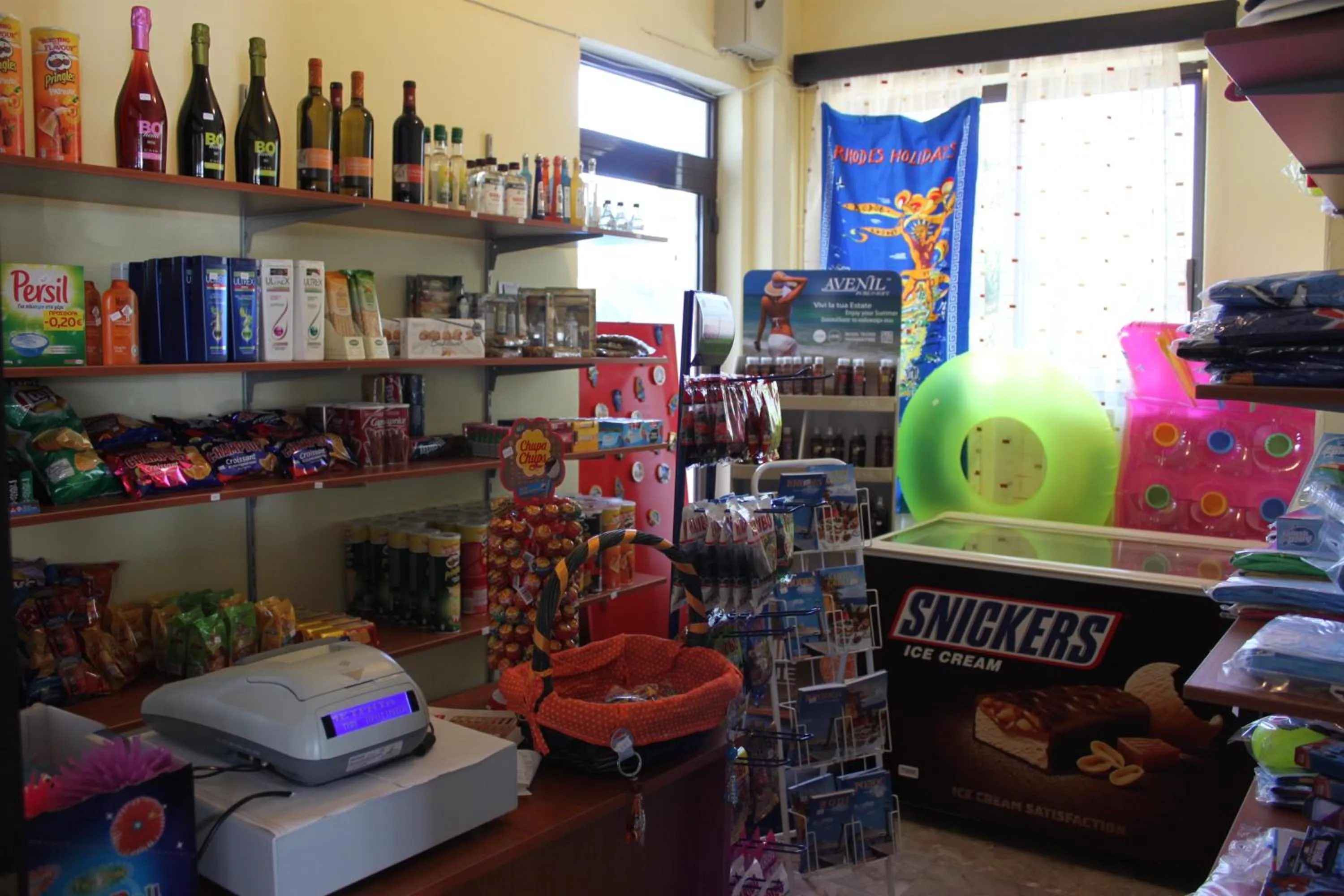 Supermarket/grocery shop in Vallian Village Hotel