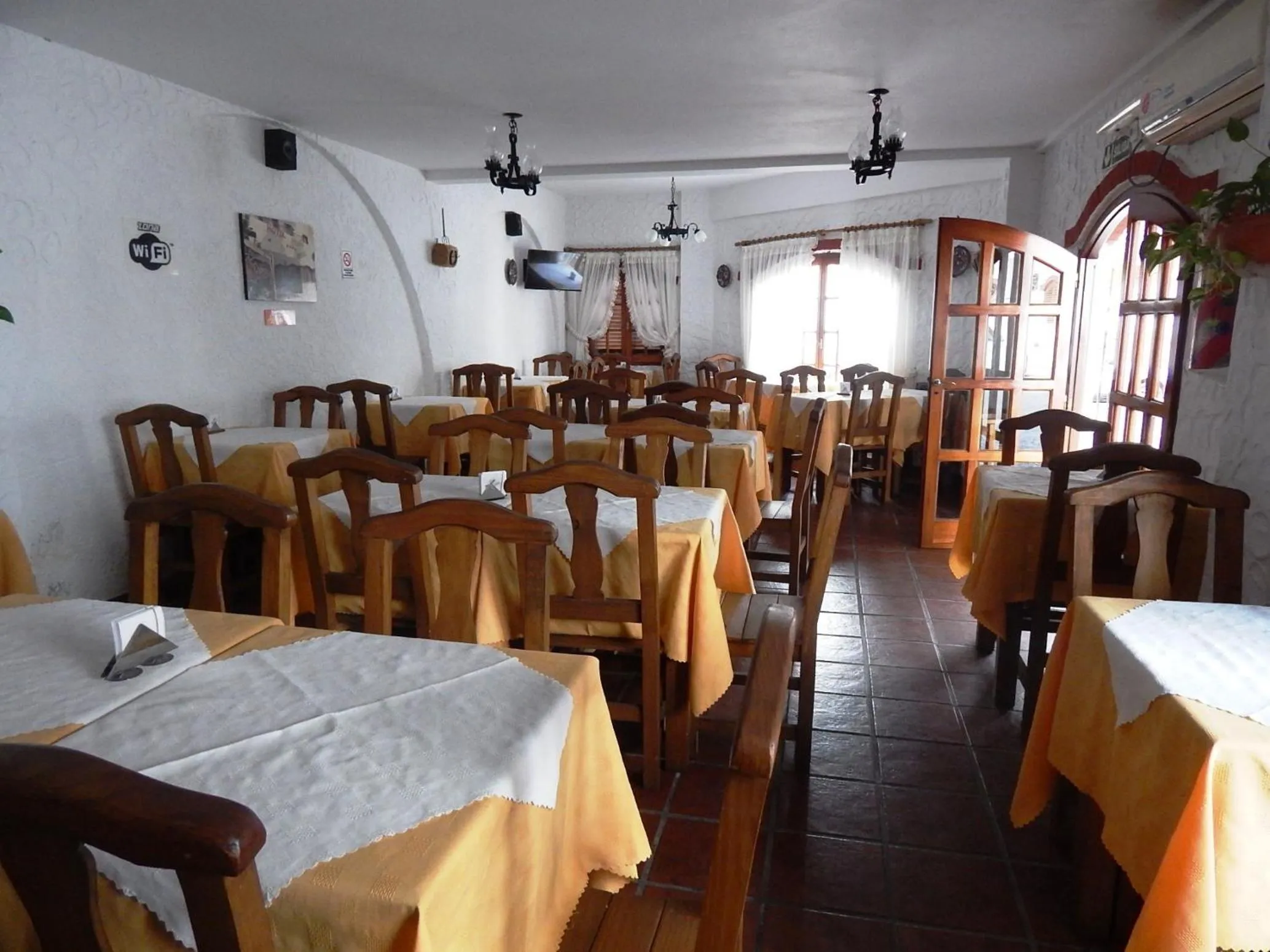 Day in Hotel Colonial