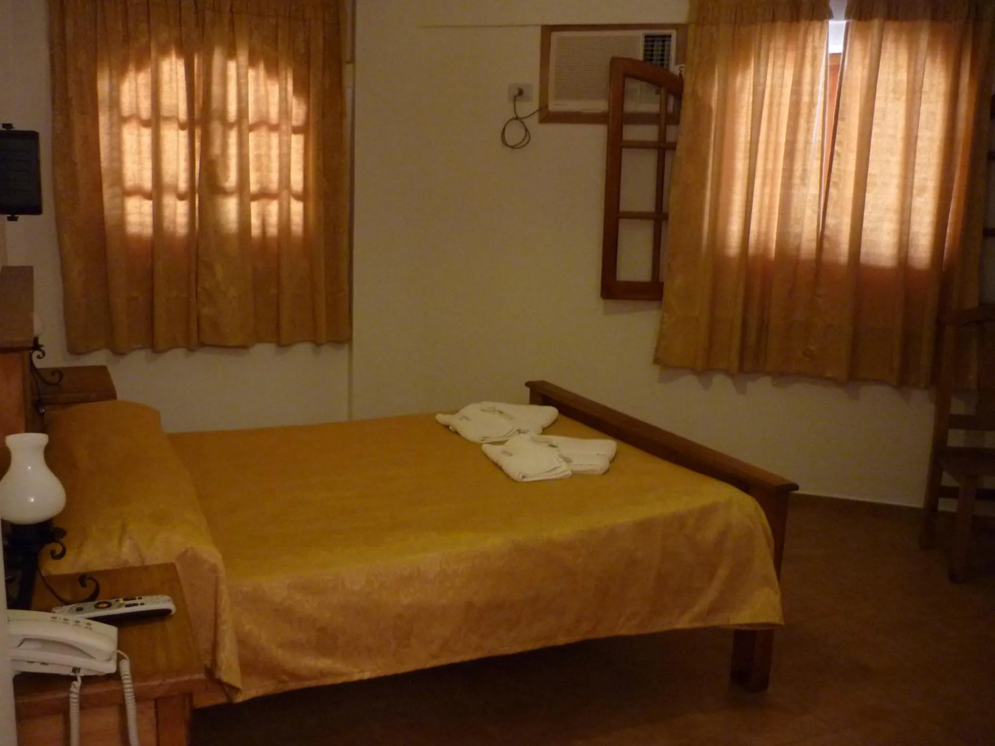 Bedroom, Bed in Hotel Colonial