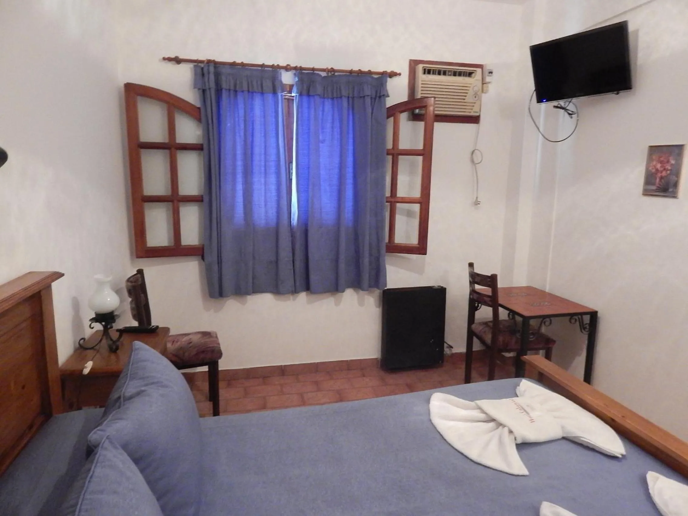 Decorative detail, Bed in Hotel Colonial
